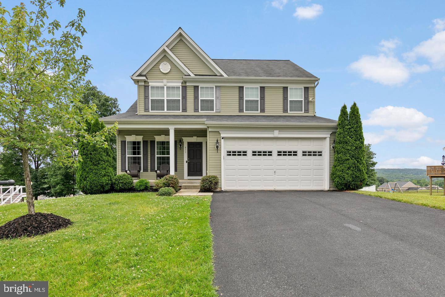 Delta, PA 17314,611 MISTY HILL DR