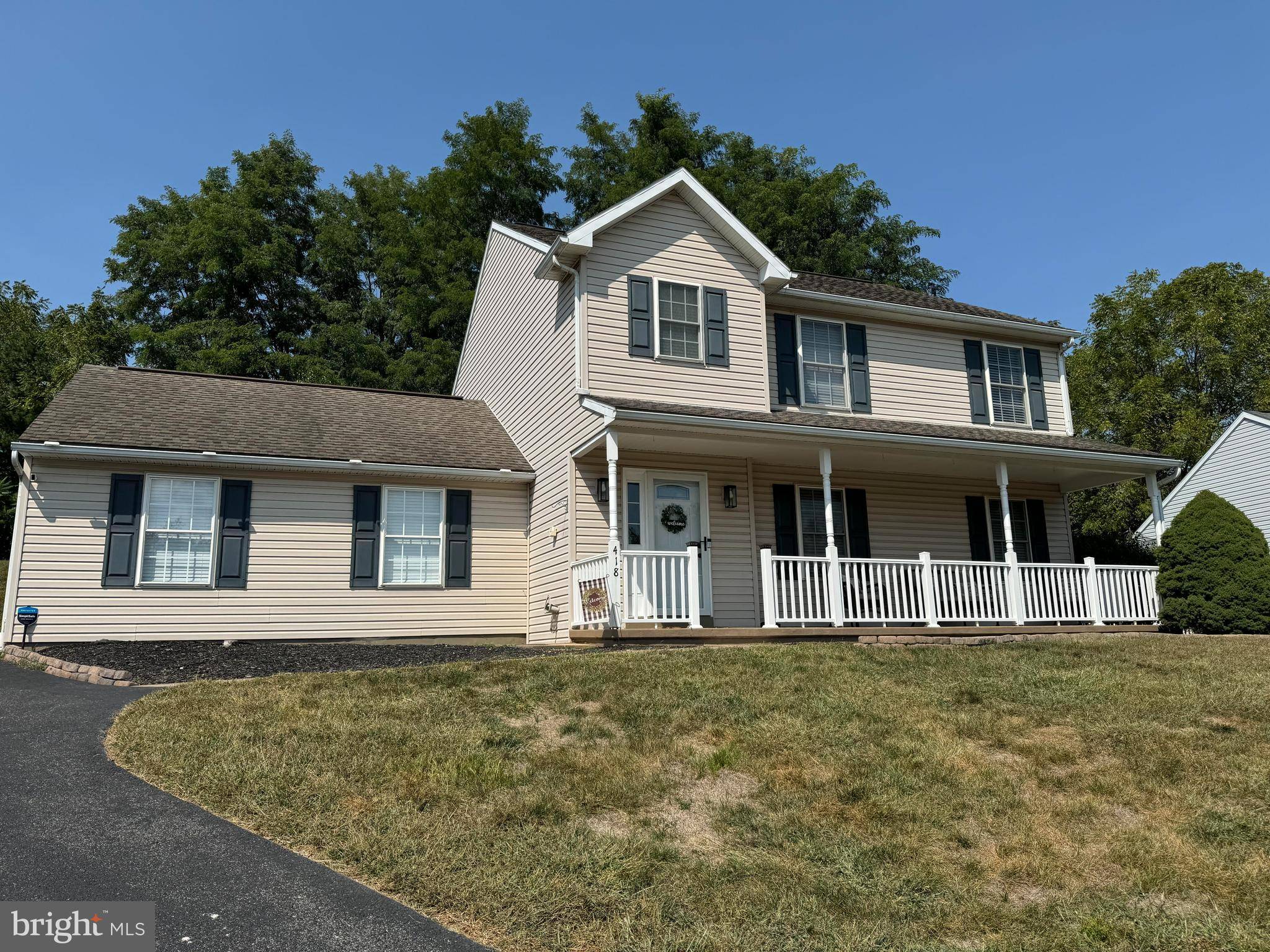 Blandon, PA 19510,418 COLONIAL CT