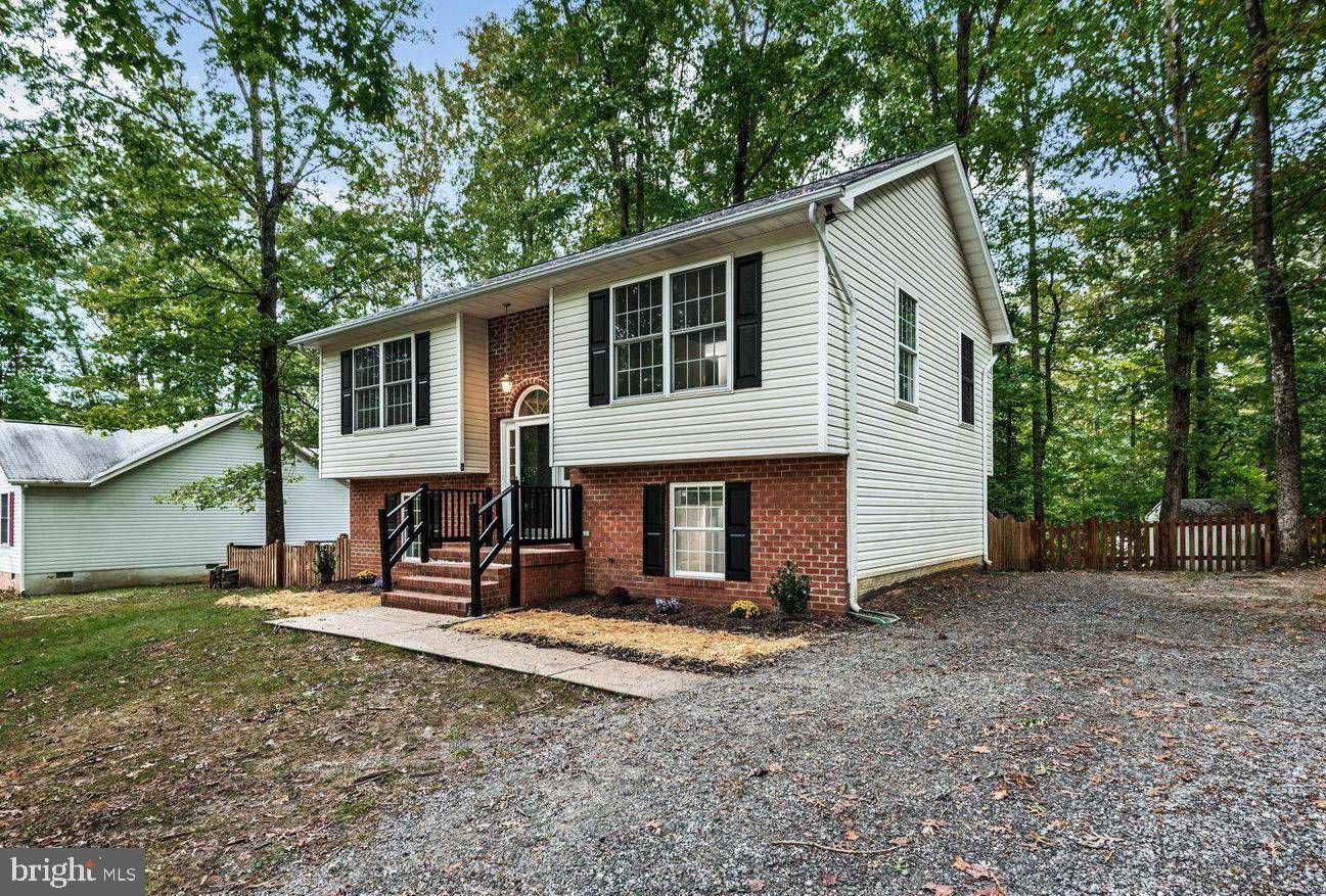 Ruther Glen, VA 22546,216 LAND OR DR