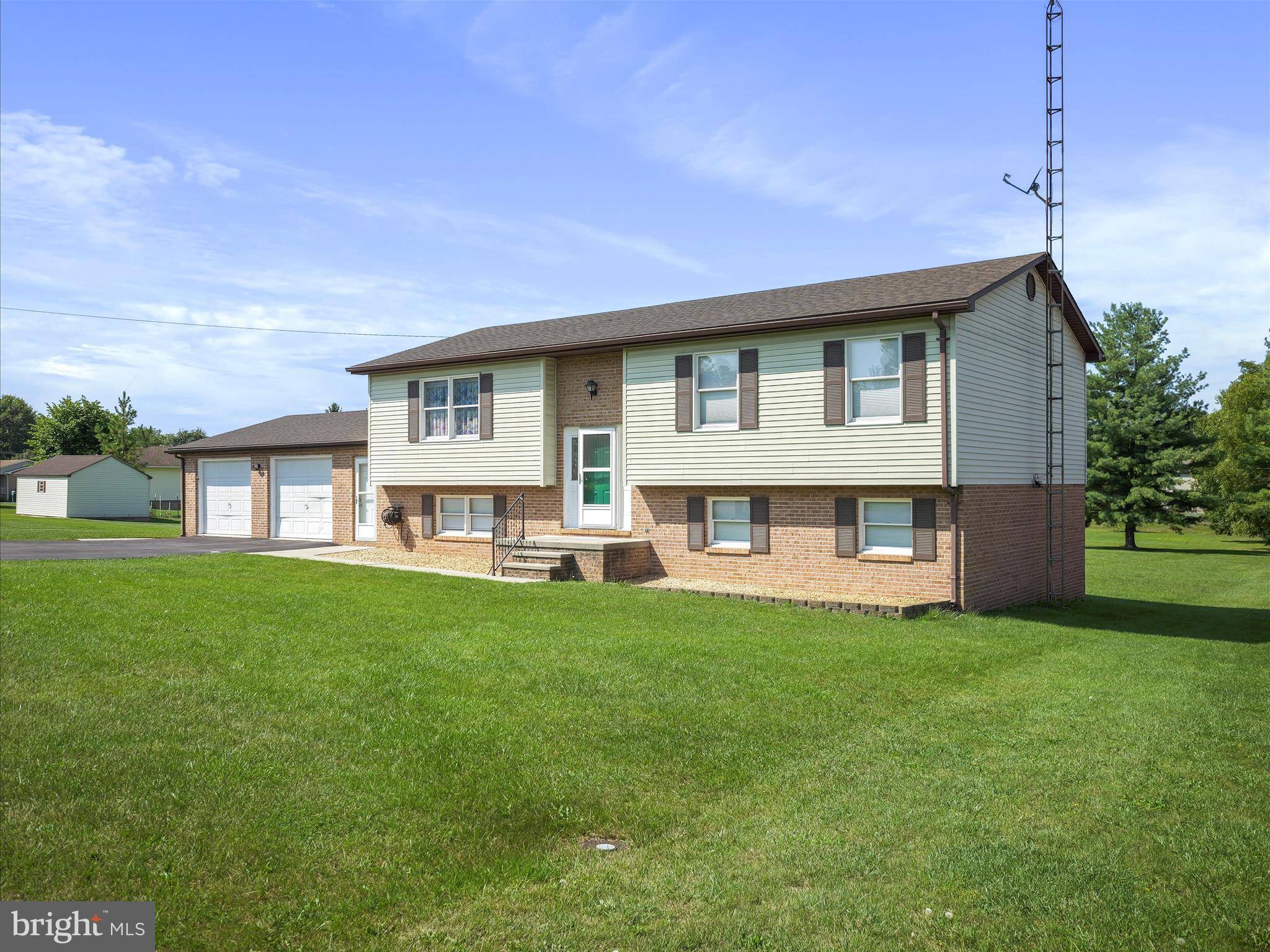 Martinsburg, WV 25405,51 MALIBU CT