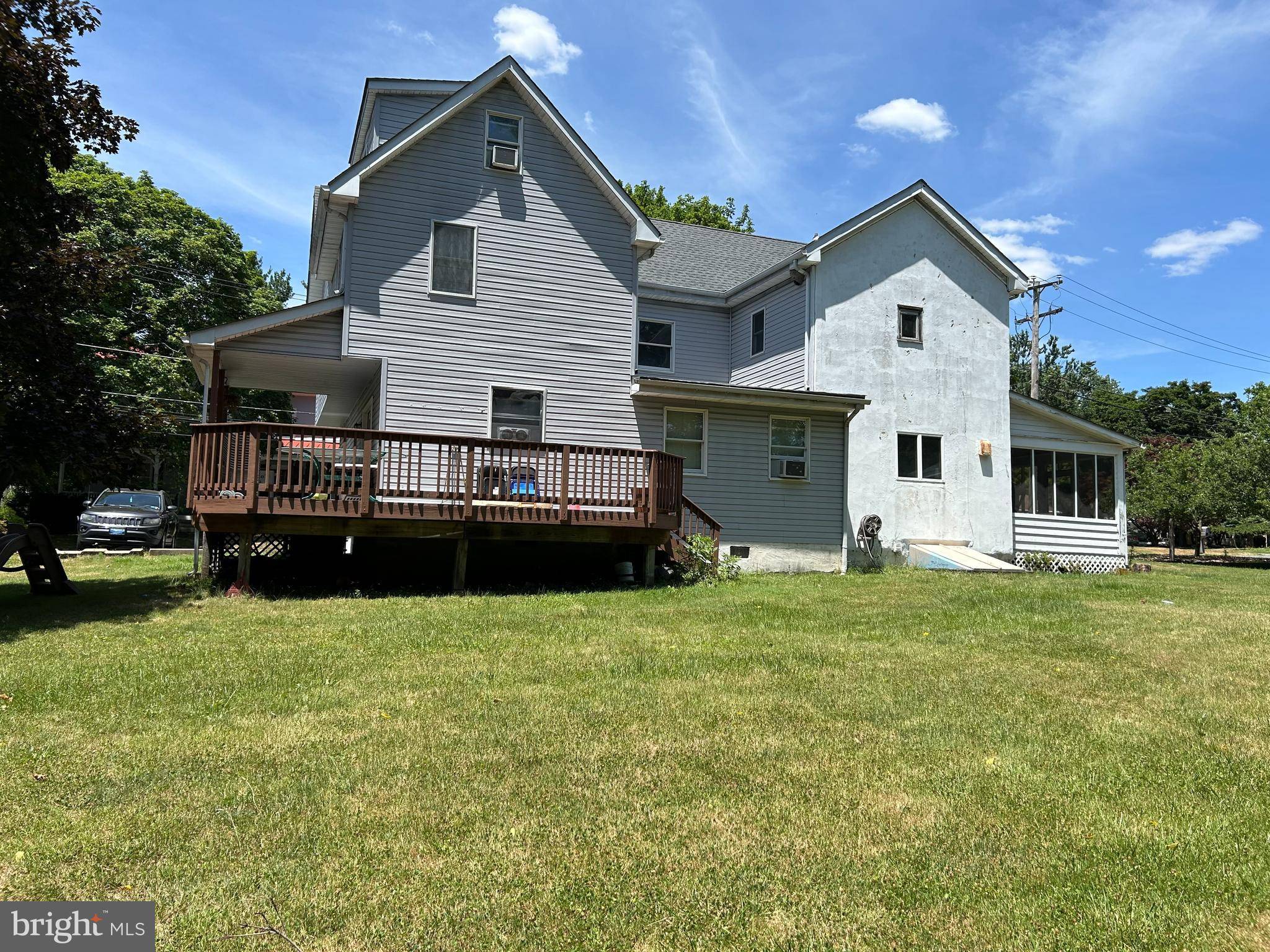 Blue Bell, PA 19422,854 2ND AVE