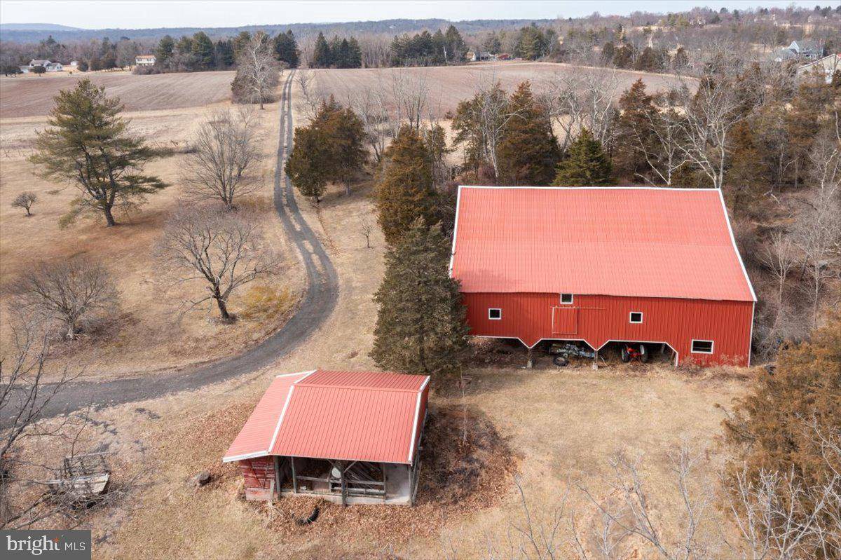 Ottsville, PA 18942,569 GEIGEL HILL RD
