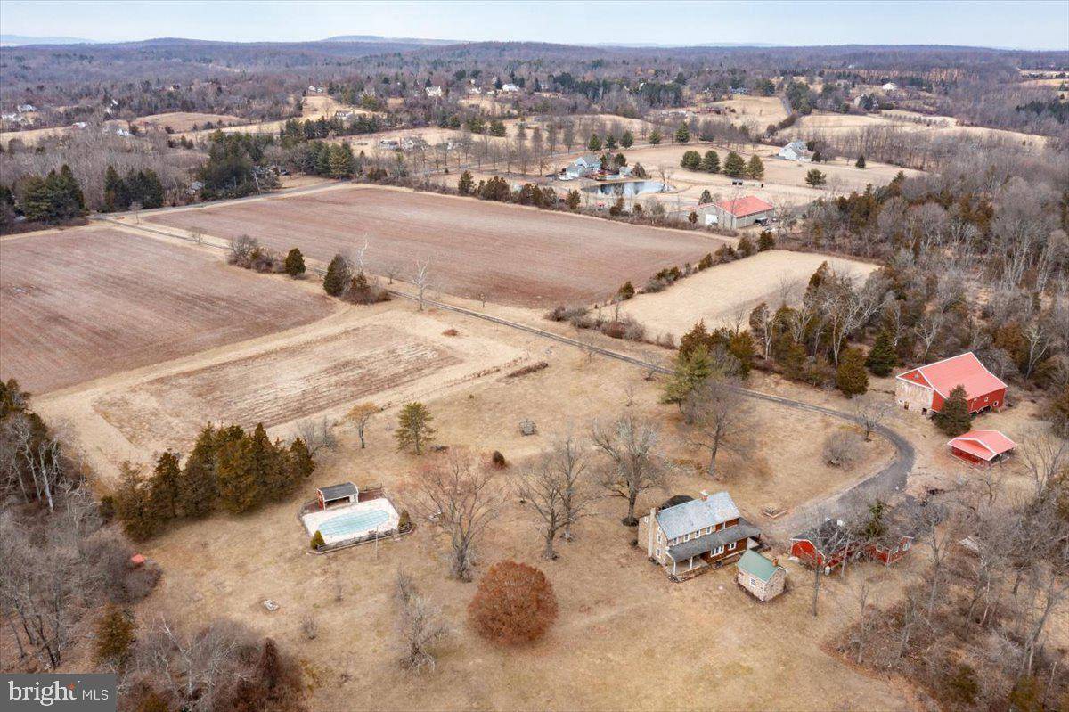 Ottsville, PA 18942,569 GEIGEL HILL RD