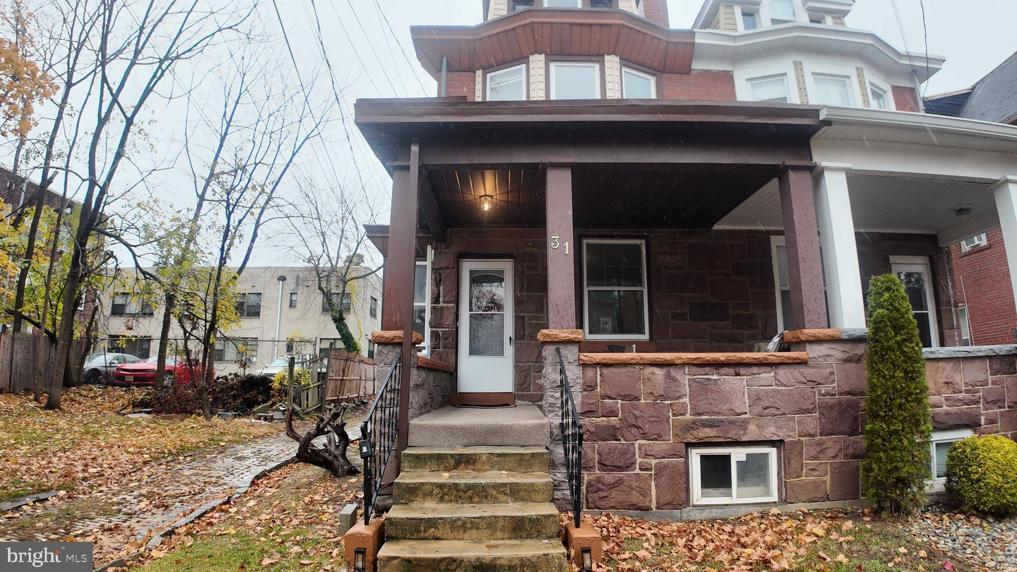 Trenton, NJ 08618,31 MAPLE AVE