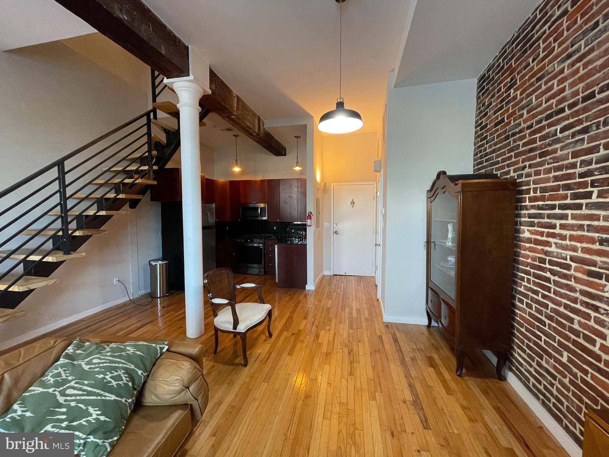 Philadelphia, PA 19123,828 N HANCOCK ST #5