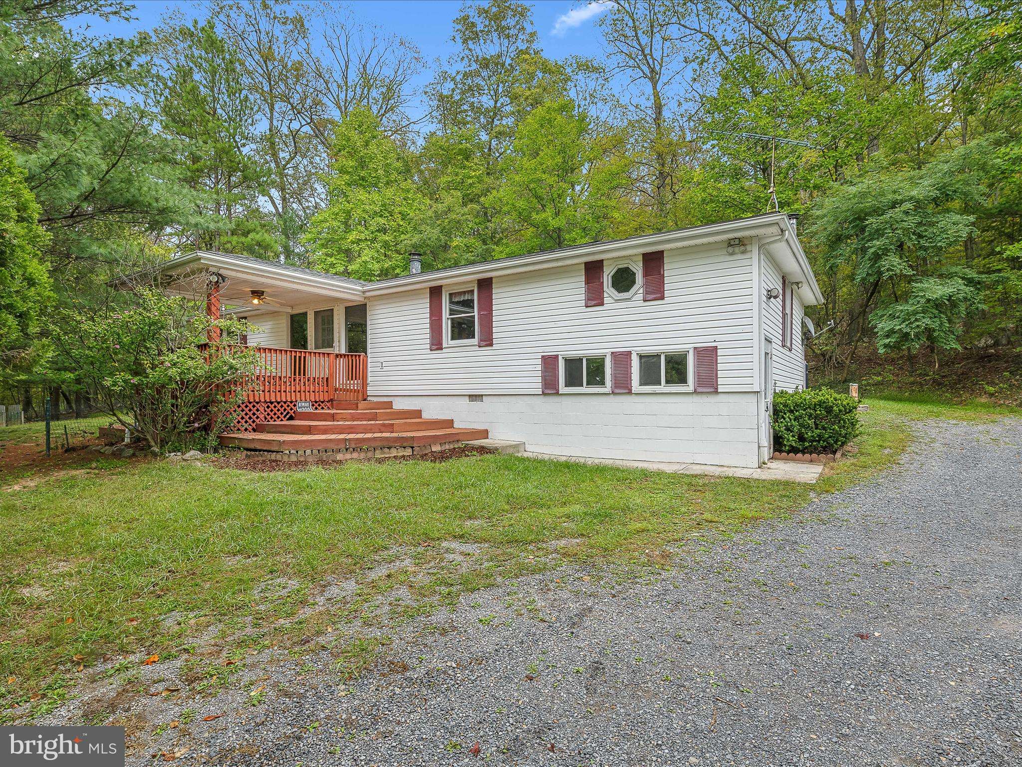 Berkeley Springs, WV 25411,655 SPRING DR