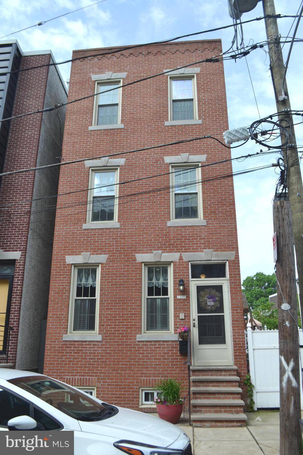 Philadelphia, PA 19125,1208-1210 E FLETCHER ST