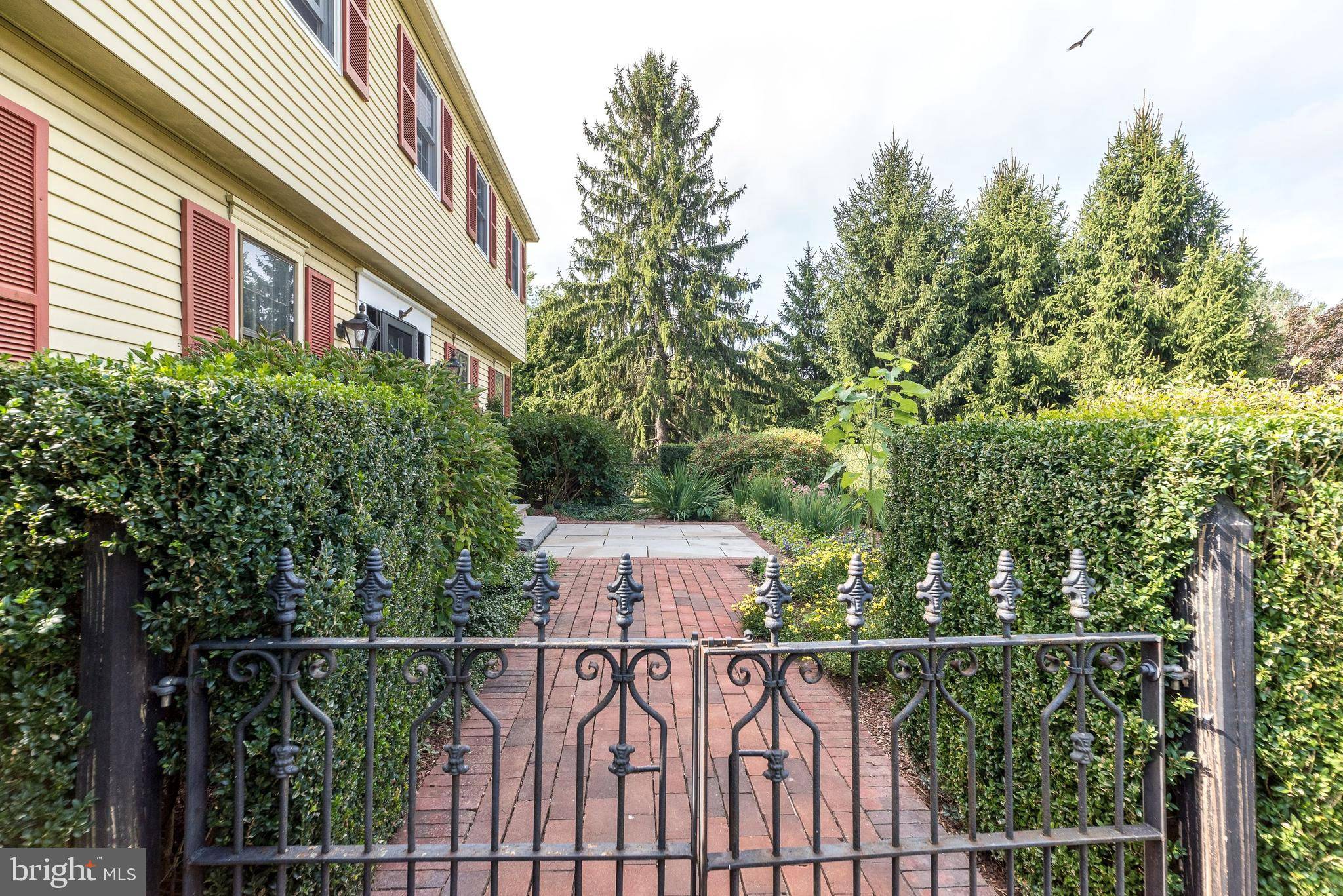 Doylestown, PA 18902,3045 ANTLER DR