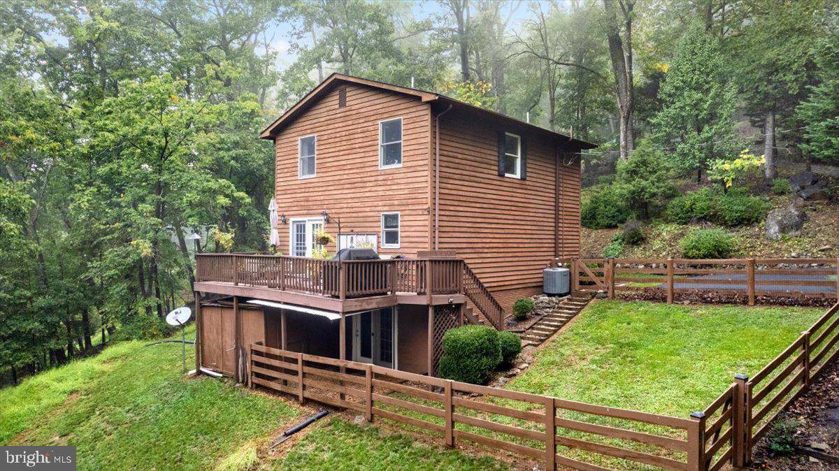 Front Royal, VA 22630,24 RED BUD LN