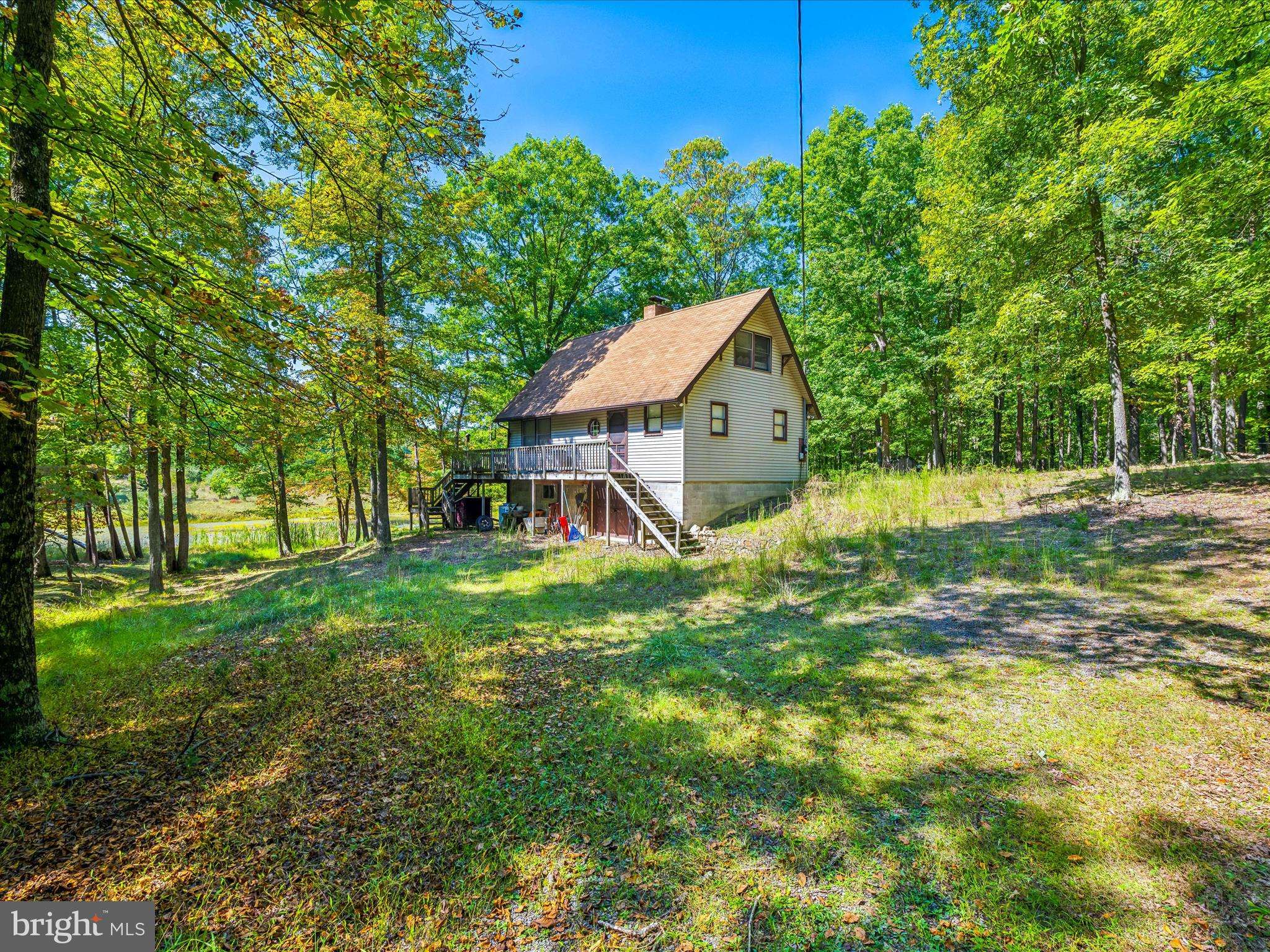 Berkeley Springs, WV 25411,584 PINE GROVE RD