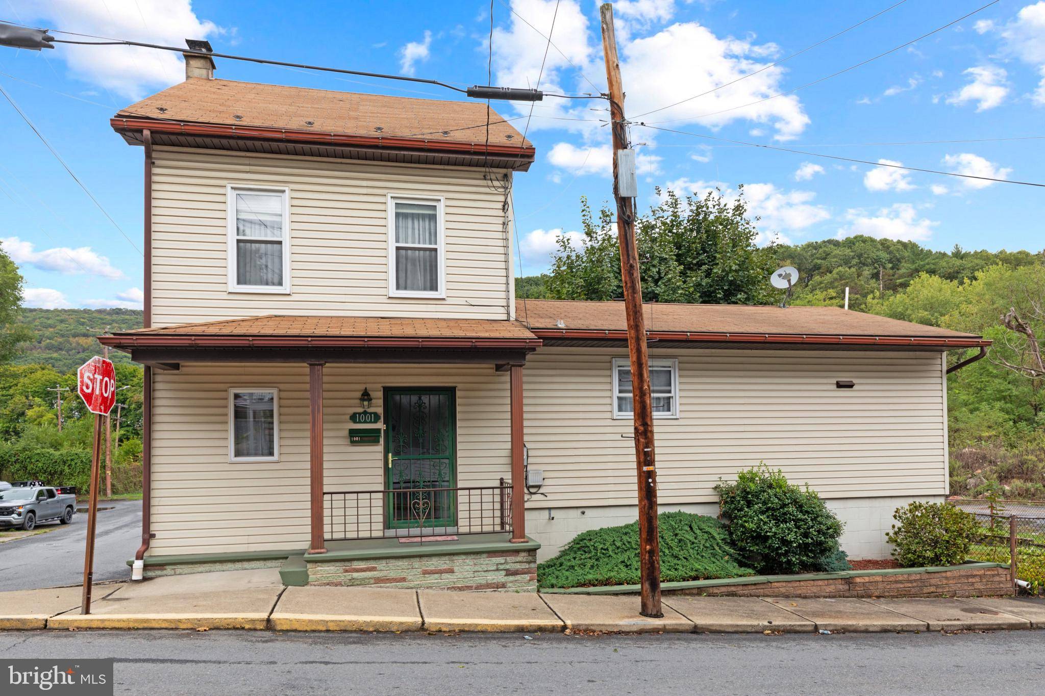 Shamokin, PA 17872,1001 E CLAY ST