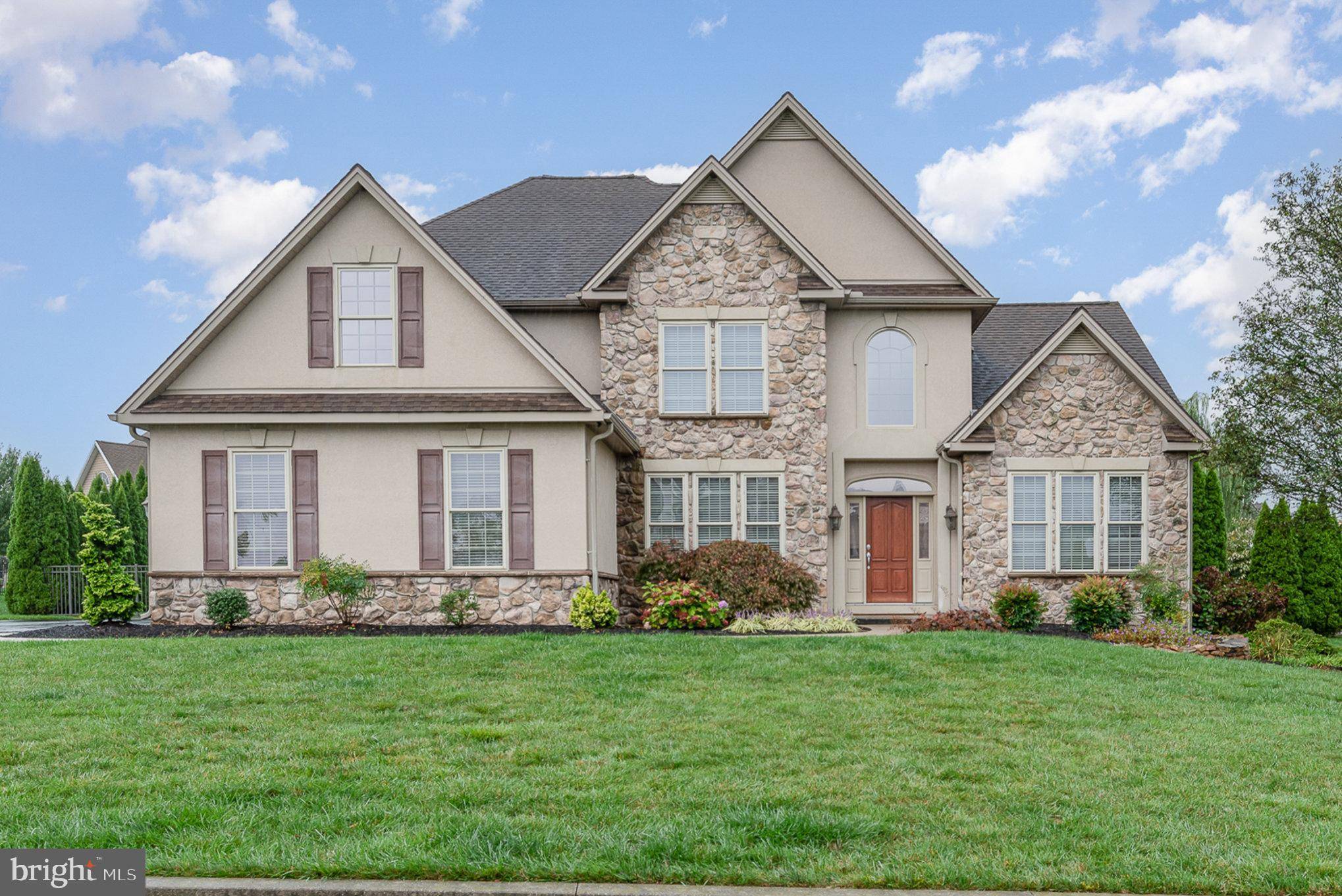 Mechanicsburg, PA 17050,1283 SUMMIT WAY