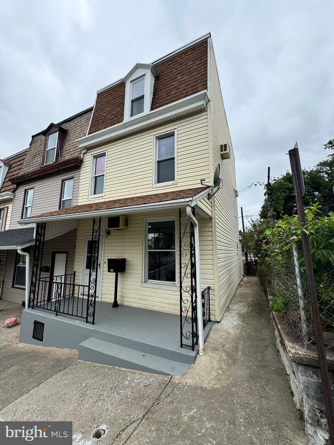 Steelton, PA 17113,349 POPLAR ST