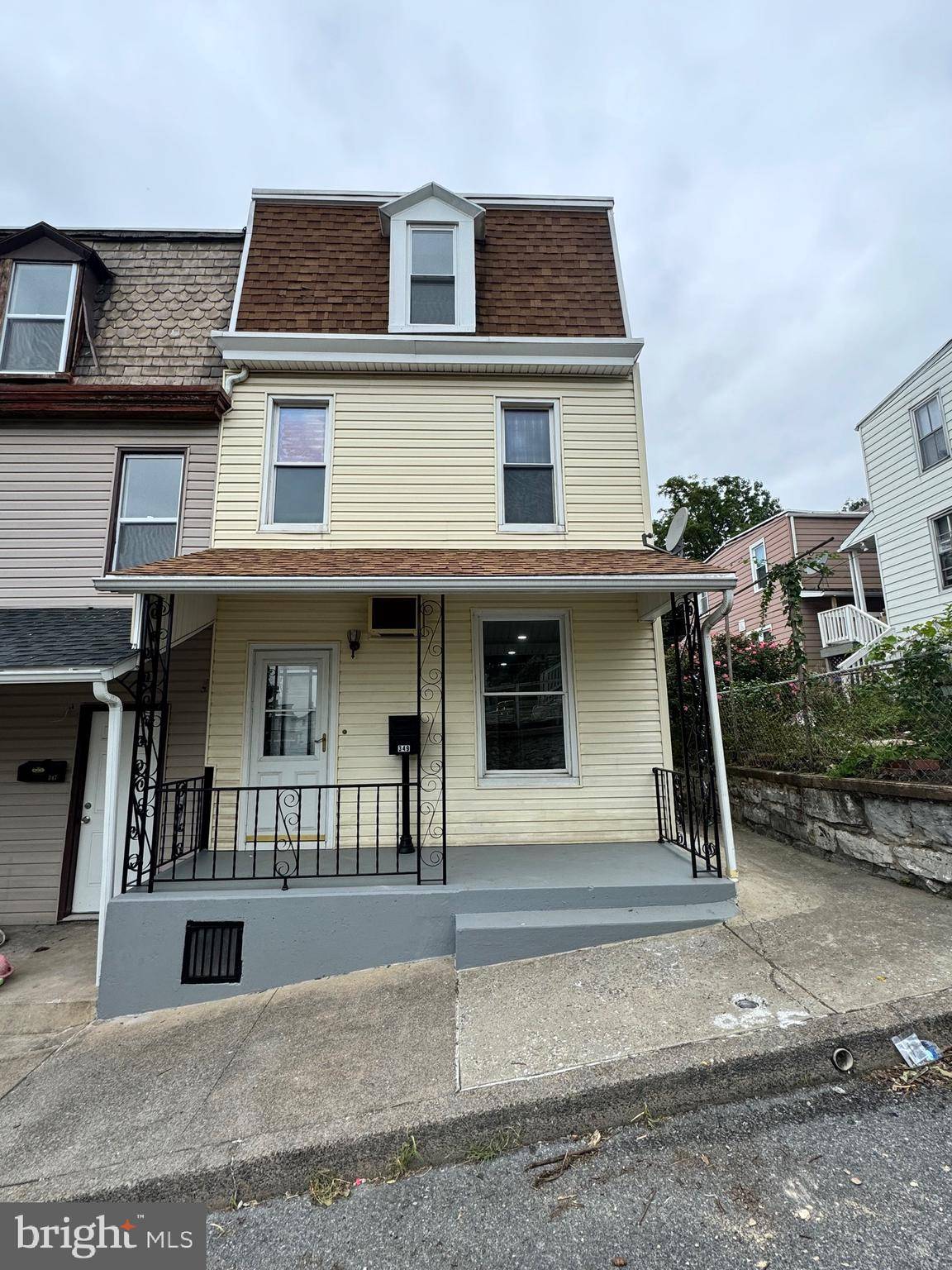 Steelton, PA 17113,349 POPLAR ST