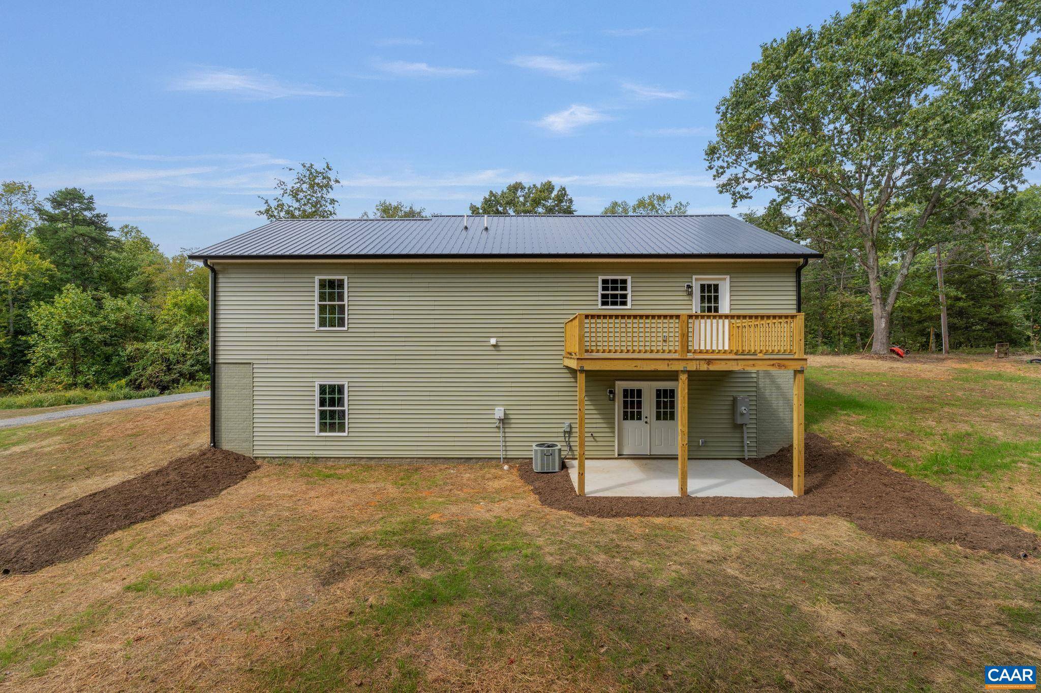 Radiant, VA 22960,344 GEORGE JAMES LOOP