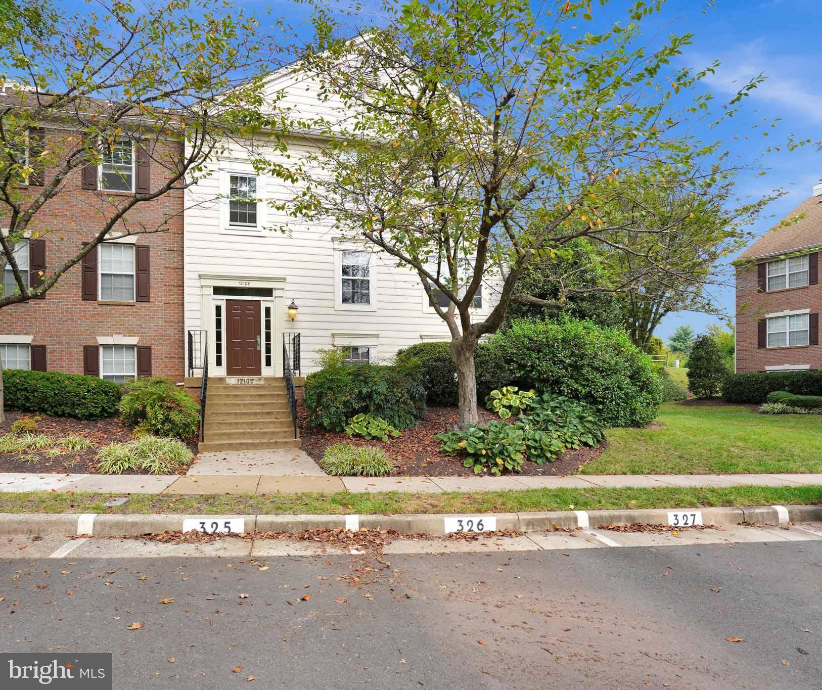 Fairfax, VA 22033,12108 GREEN LEAF CT #114