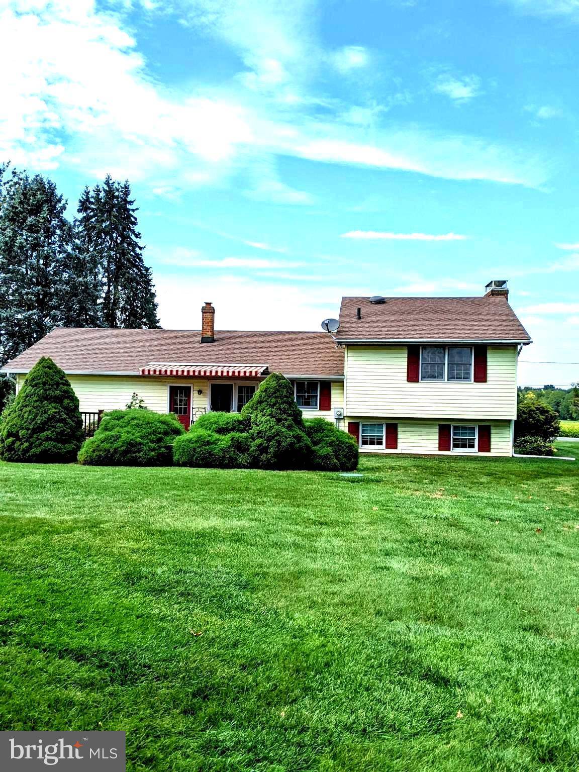 Ronks, PA 17572,2540 S CHERRY LN