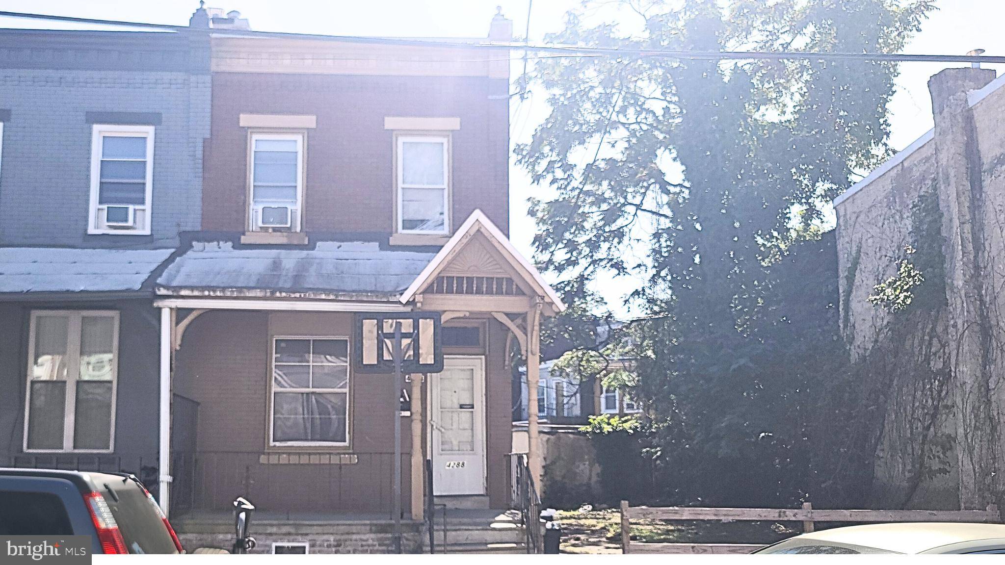 Philadelphia, PA 19104,4288 VIOLA ST