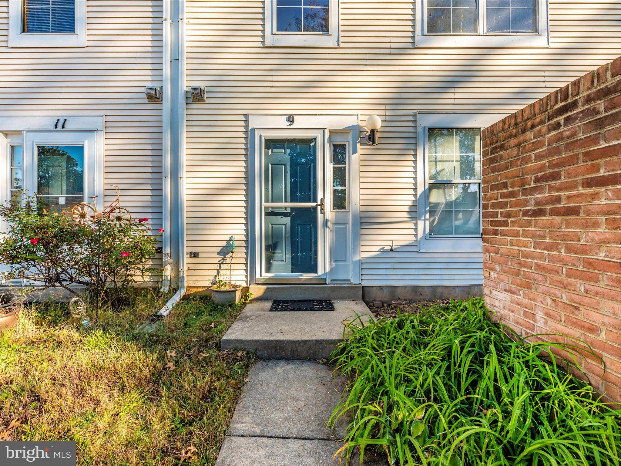 Montgomery Village, MD 20886,9 HARBOR TREE CT