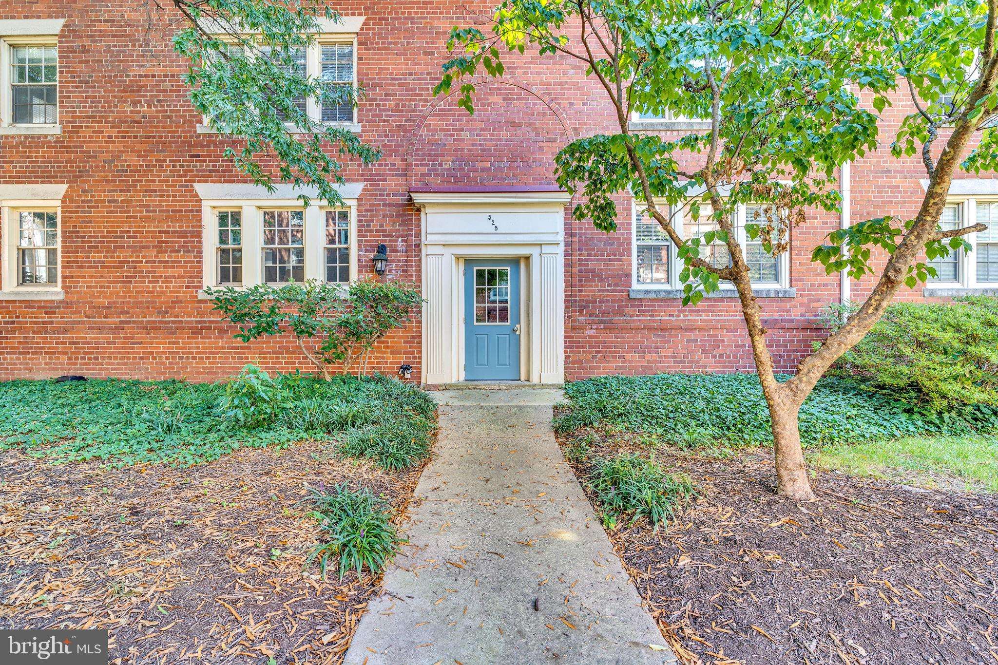 Alexandria, VA 22314,525 BASHFORD LN #5