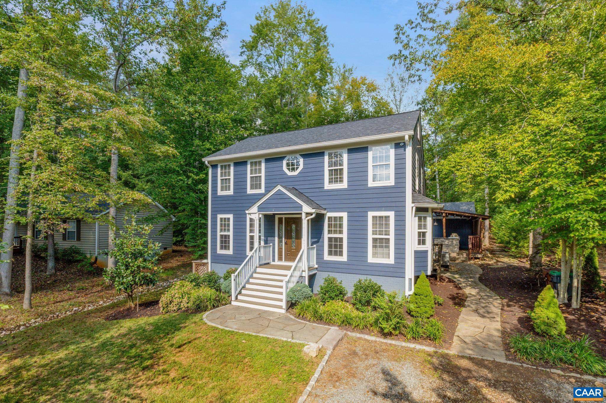 Palmyra, VA 22963,907 JEFFERSON DR