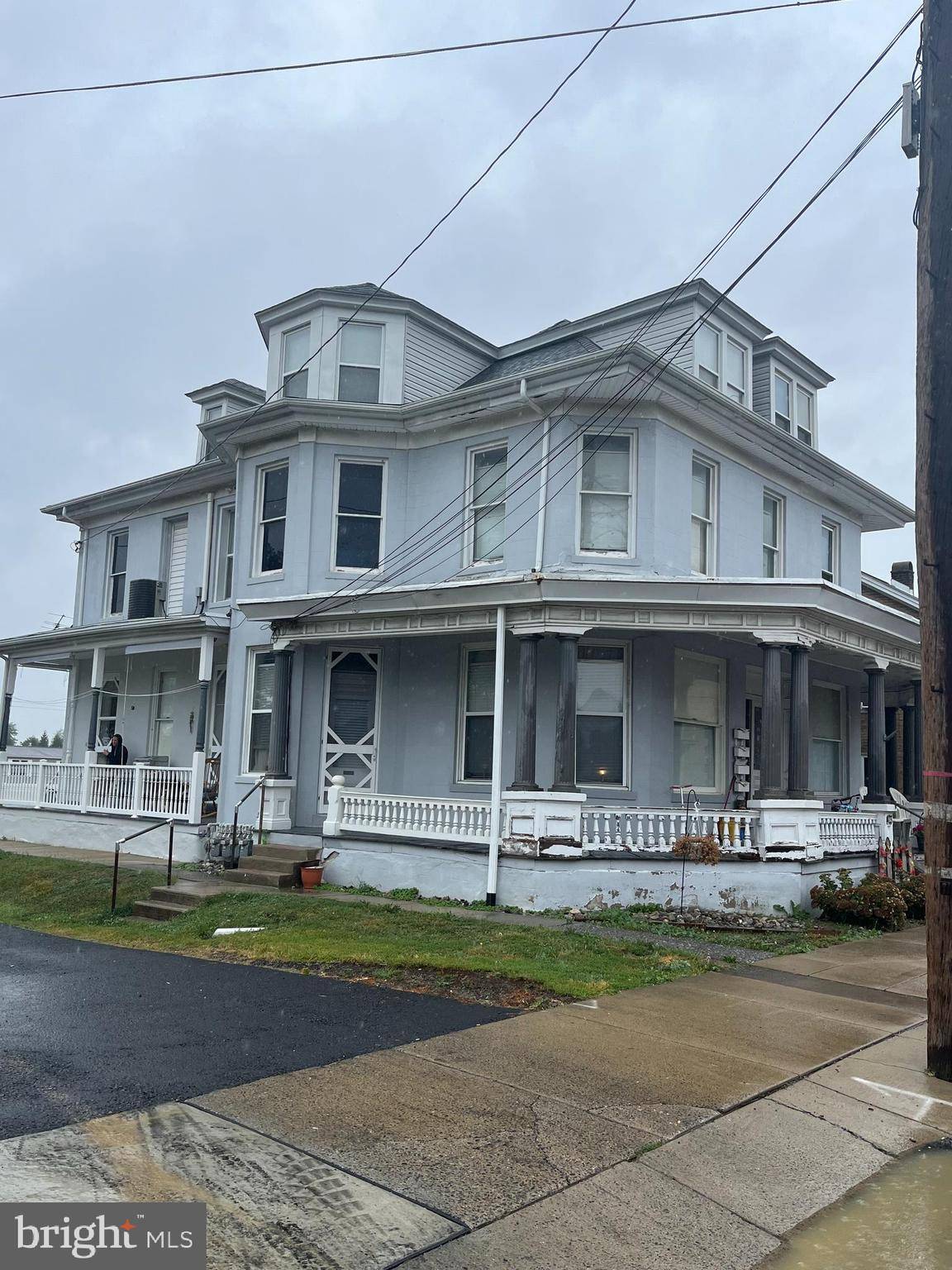 Palmyra, PA 17078,403-405 N RAILROAD ST