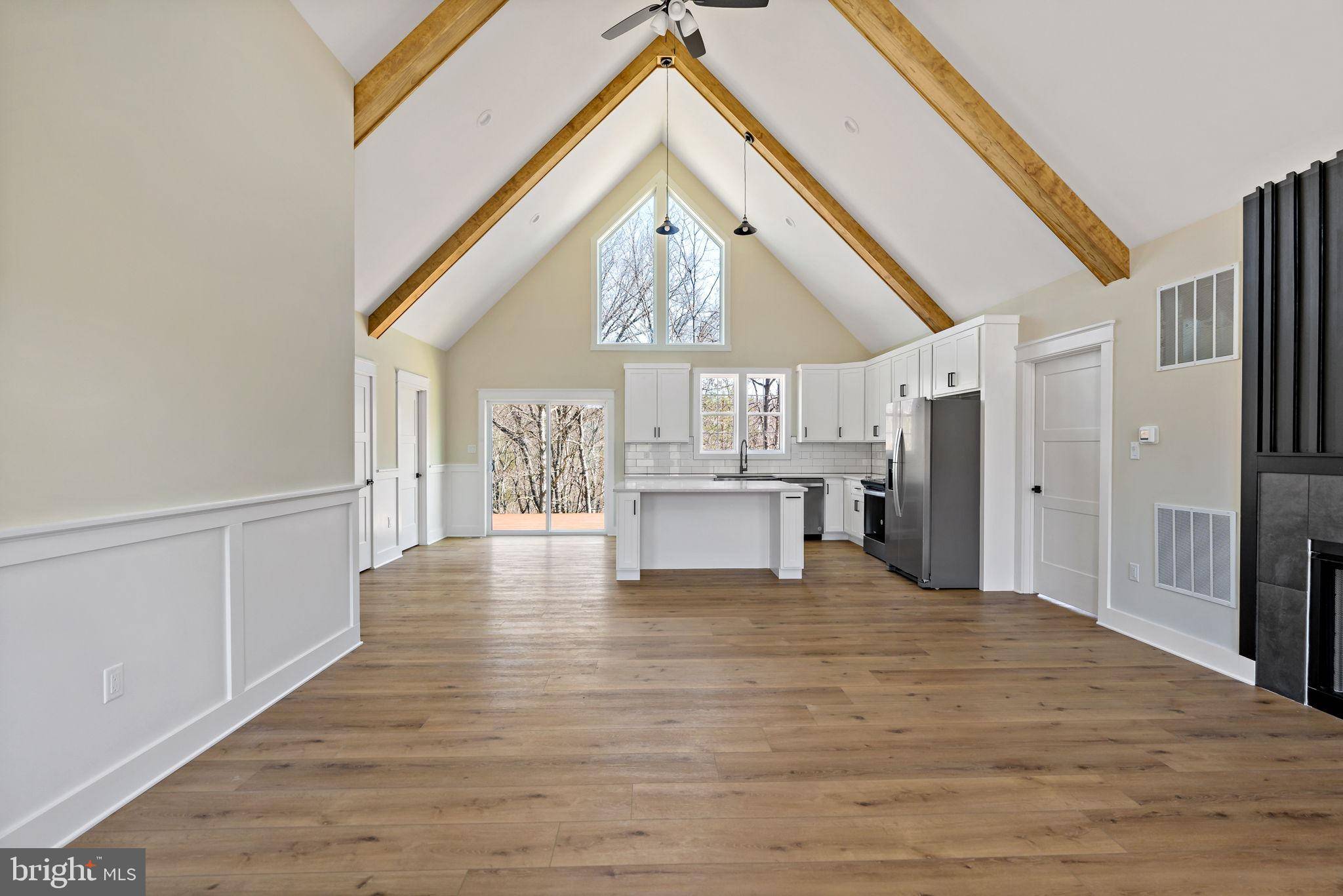 Berkeley Springs, WV 25411,459 PRADO WAY