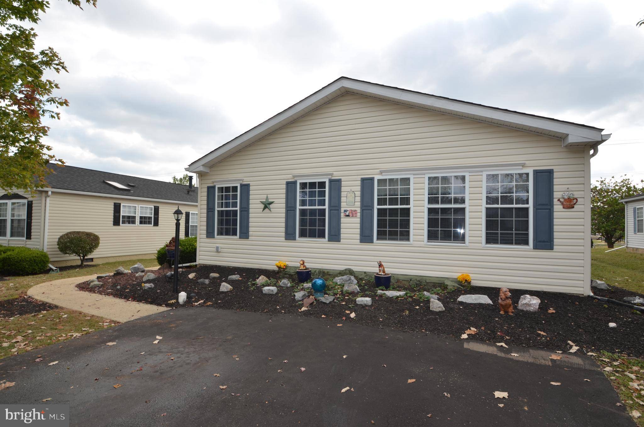 Royersford, PA 19468,107 CARVER LN