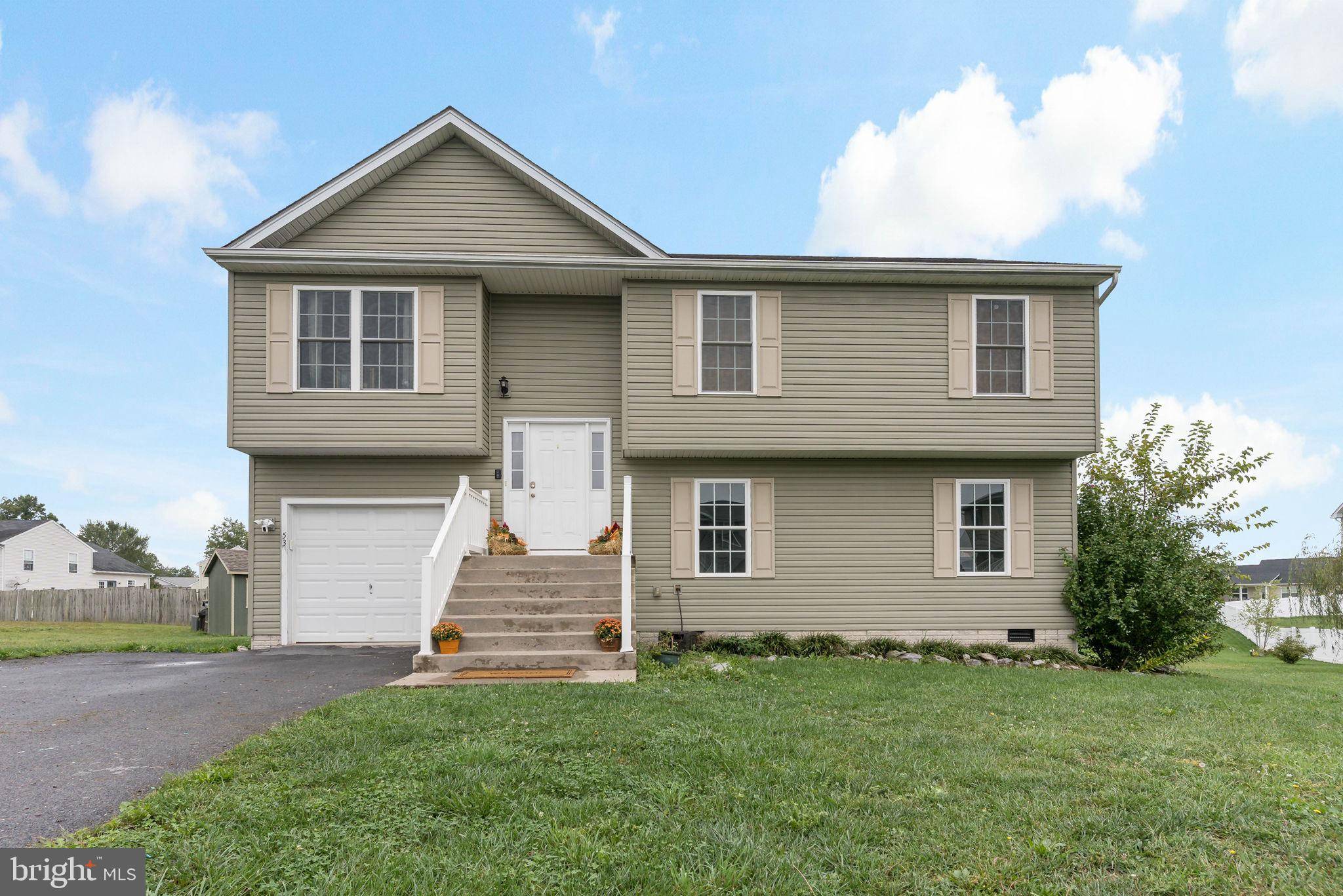 Martinsburg, WV 25404,53 PALESTINE WAY