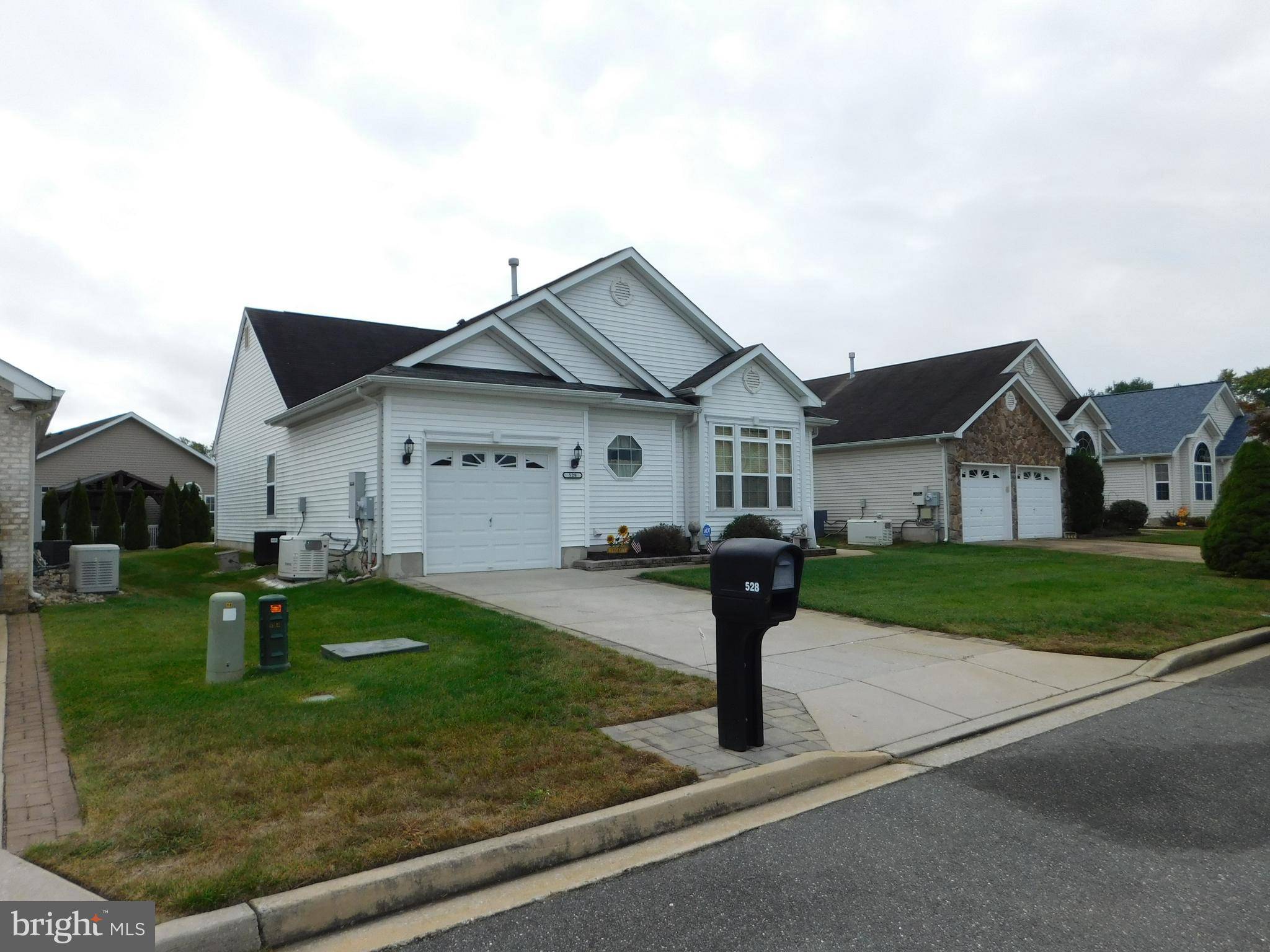 Williamstown, NJ 08094,528 SAINT KITTS DR