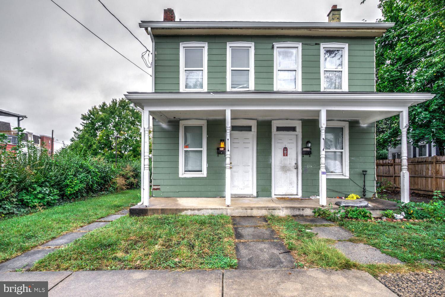 Ephrata, PA 17522,220 DUKE ST