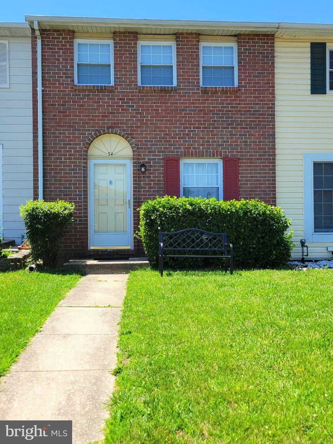 Rosedale, MD 21237,34 KING CHARLES CIR #34