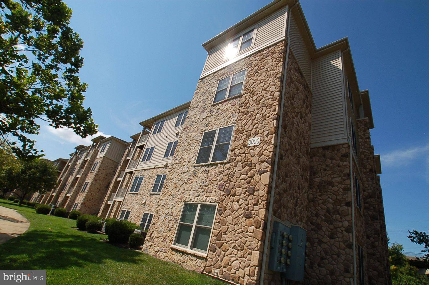 Newark, DE 19713,3000-UNIT FOUNTAINVIEW CIR #3411