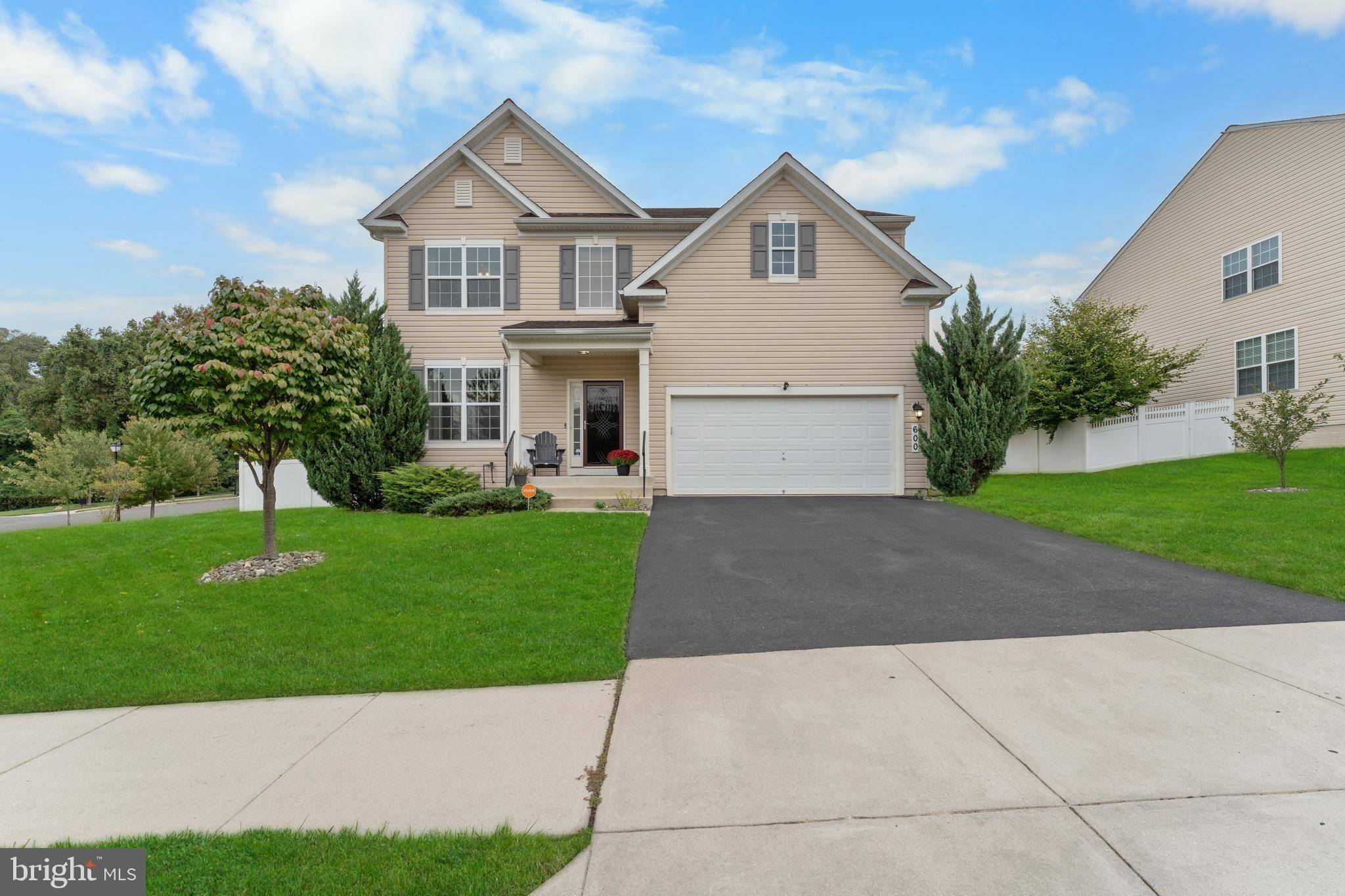 Capitol Heights, MD 20743,600 VICTORIANNA DR