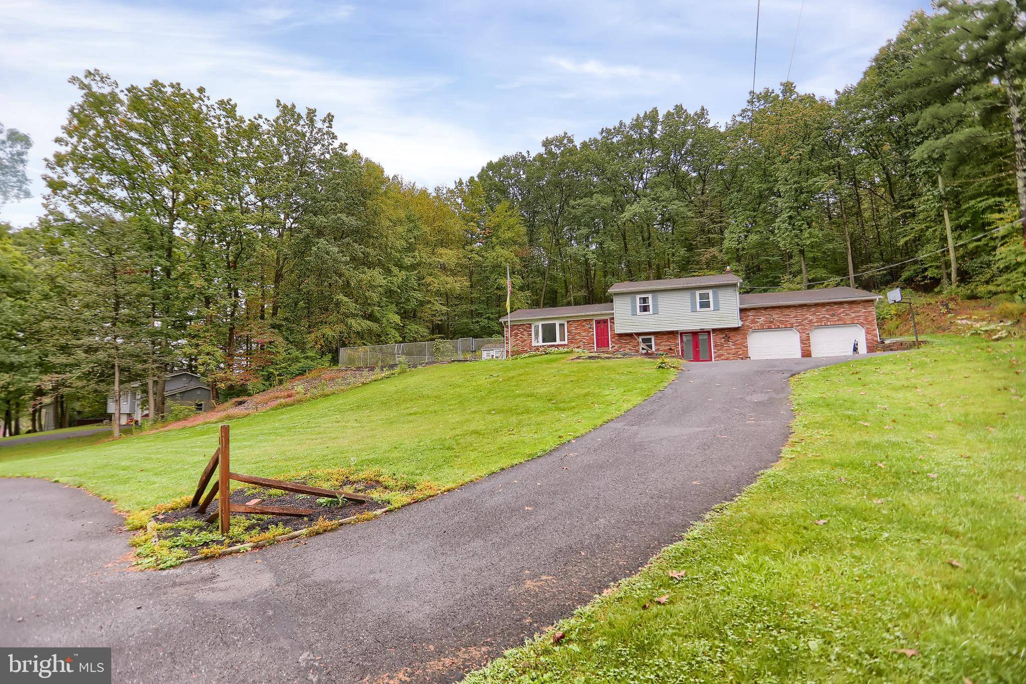 Thompsontown, PA 17094,10 BIRCH DR