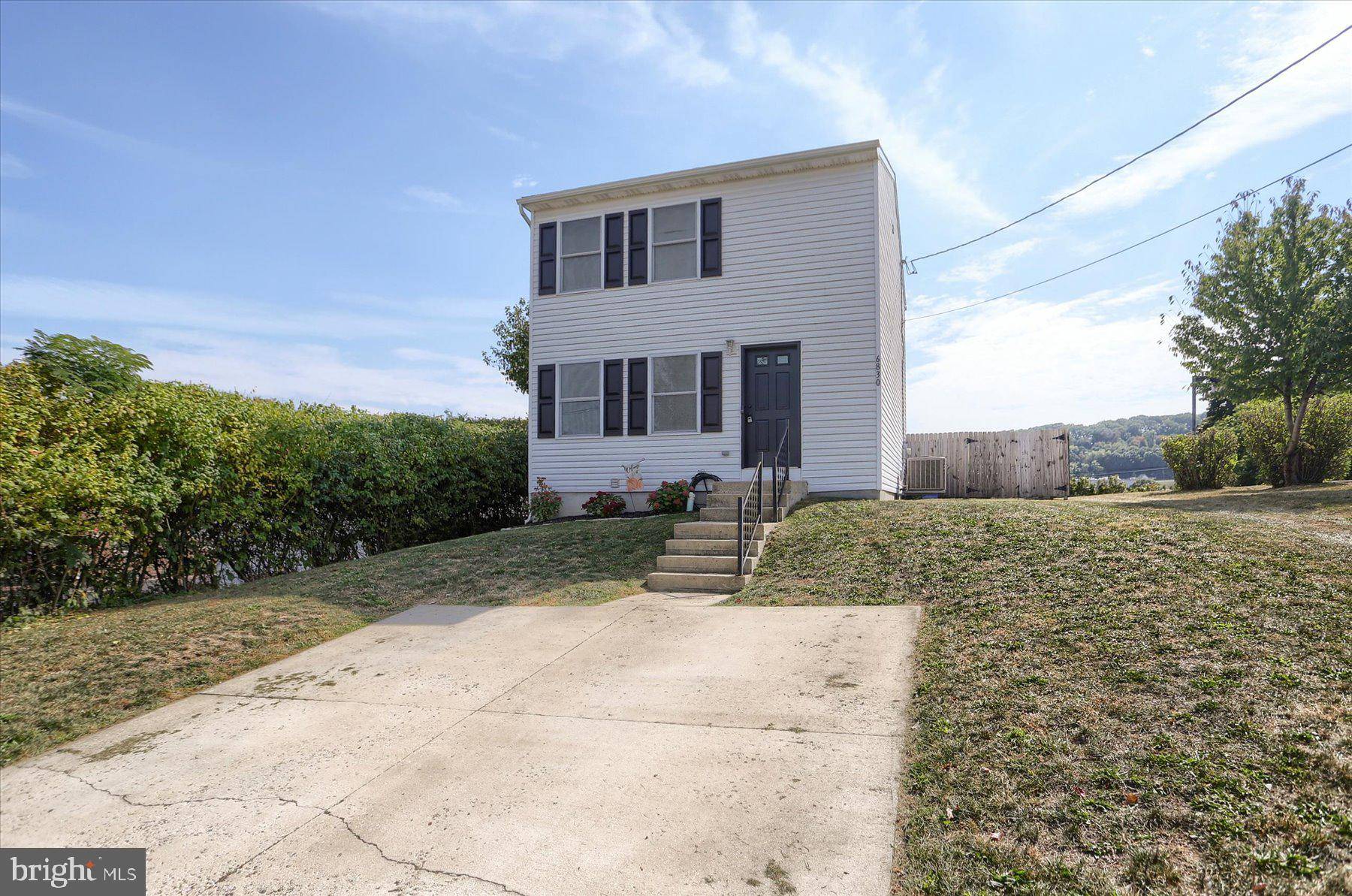 Harrisburg, PA 17111,6830 CLEARFIELD ST