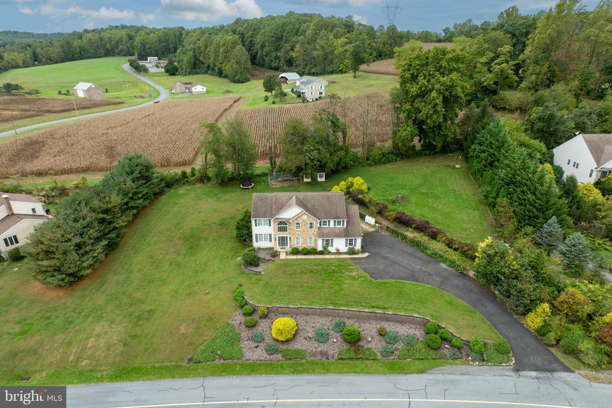 Mohnton, PA 19540,6 CINAMON CT