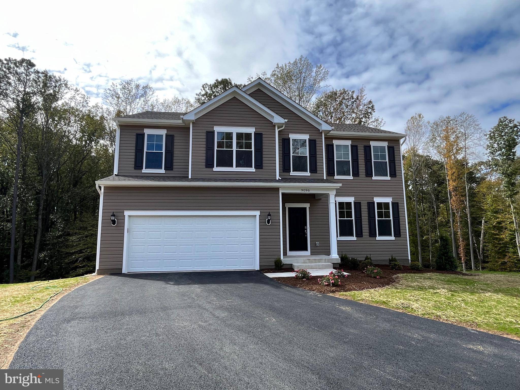 King George, VA 22485,7427 LONG LEAF LN