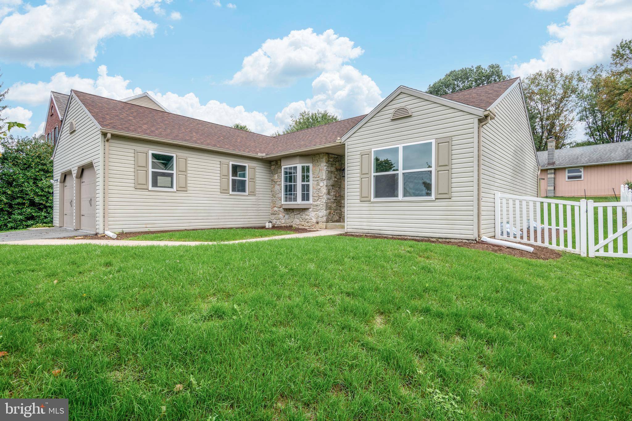 Columbia, PA 17512,3964 BIRCHWOOD LN