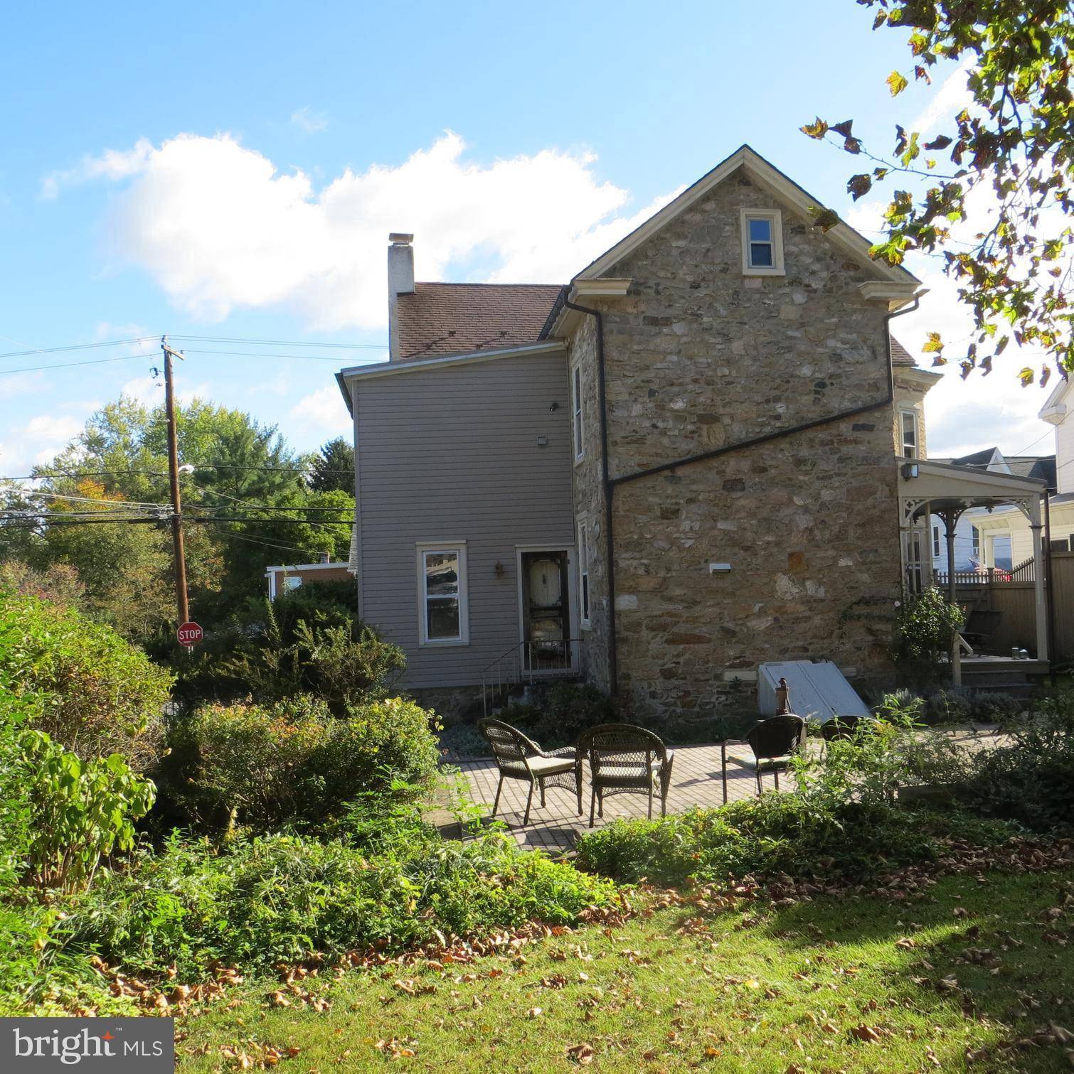 Bechtelsville, PA 19505,1689 S MAIN ST