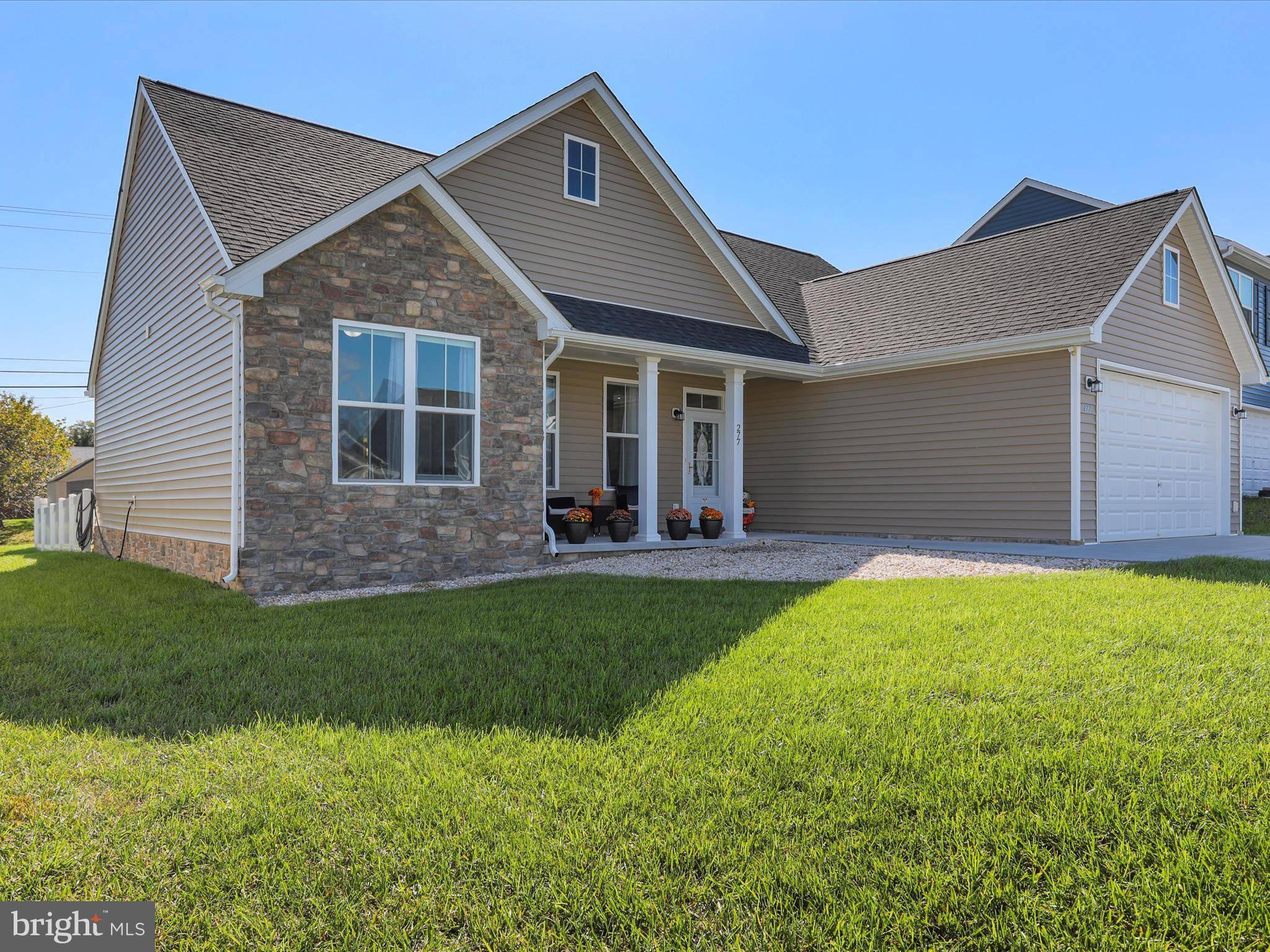 Martinsburg, WV 25403,277 POCHARDS CT