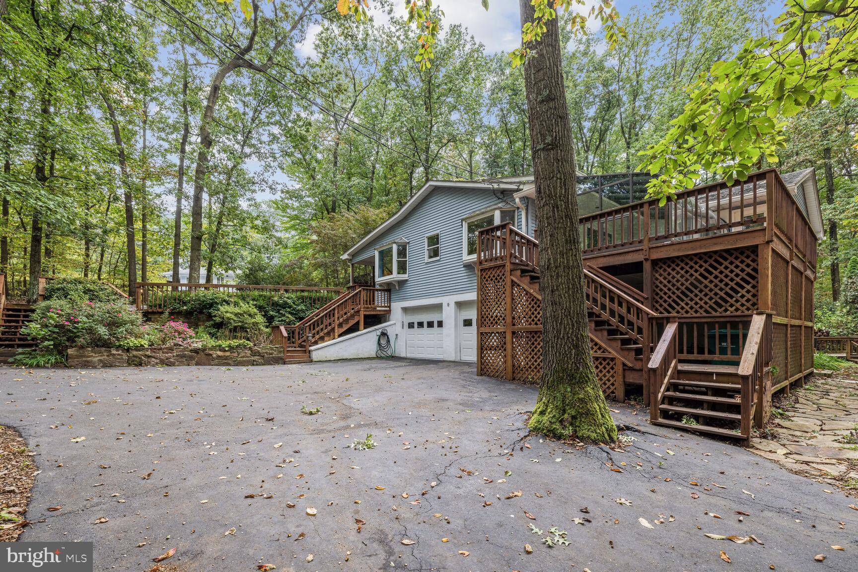 Germantown, MD 20876,21312 LEAMAN LN