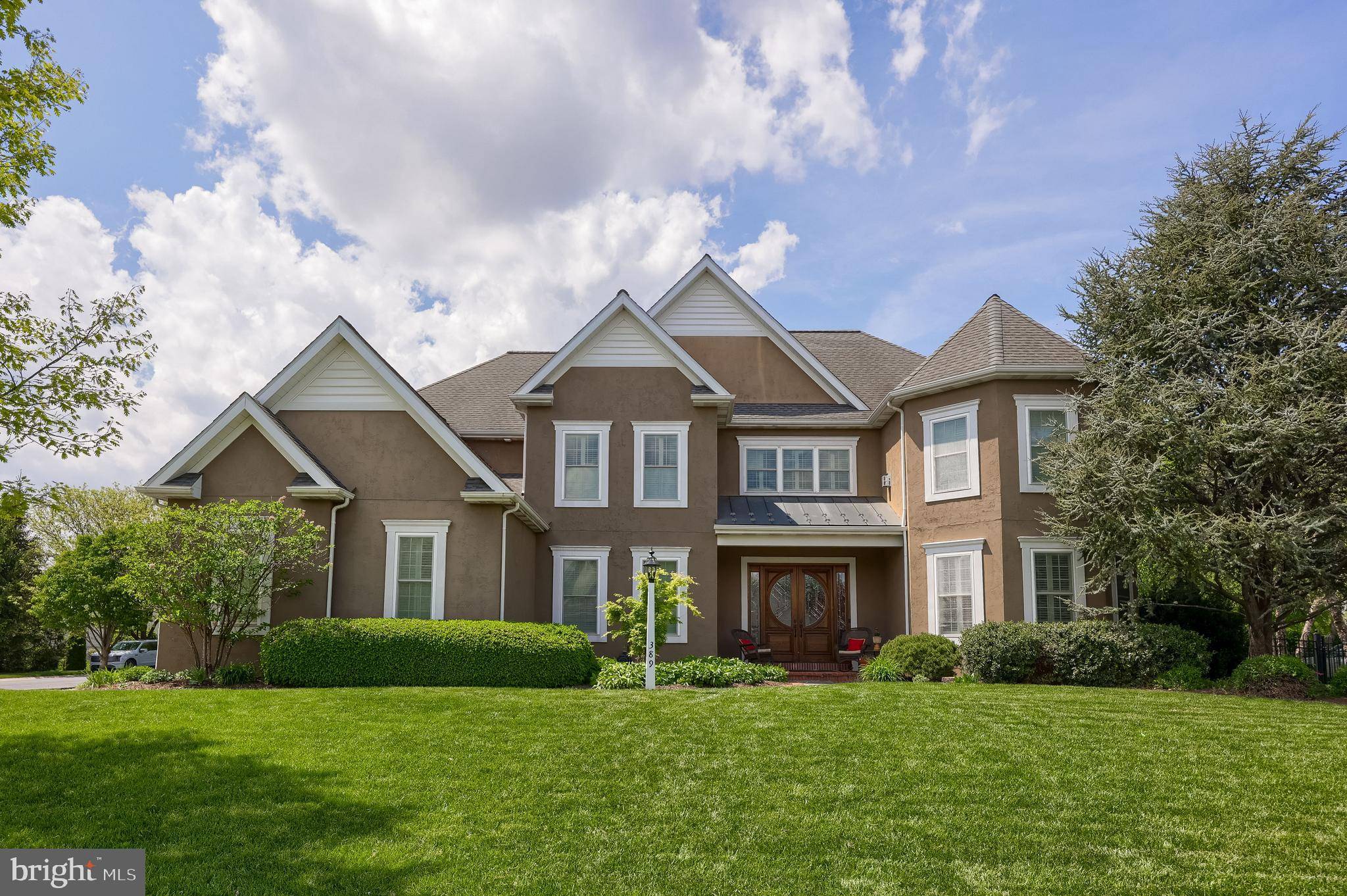 Lititz, PA 17543,389 WHEATFIELD DR