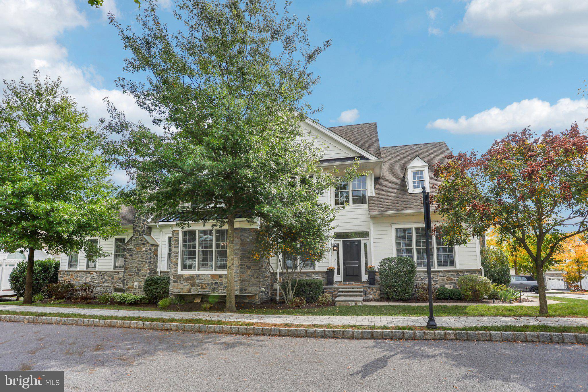 Newtown Square, PA 19073,309 SUNNY BROOK LN