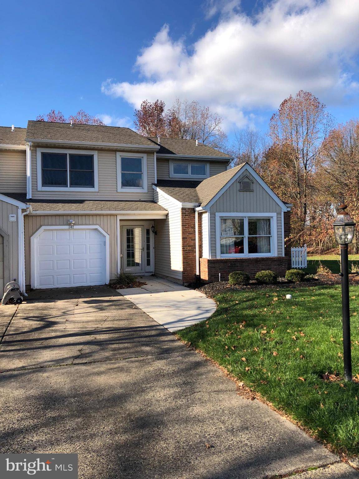 Yardley, PA 19067,342 TALL MEADOW LN