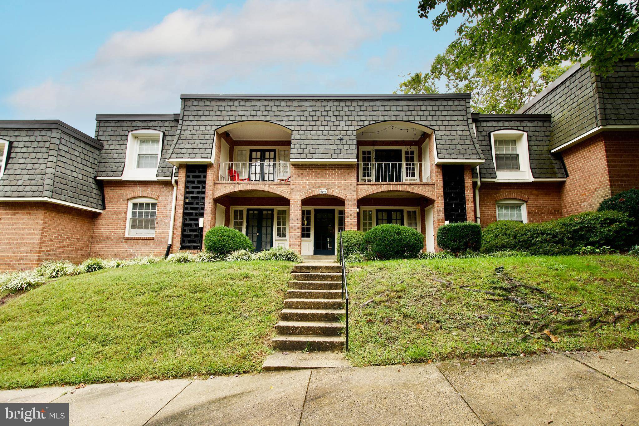 Springfield, VA 22152,5911-G PRINCE JAMES DR #27