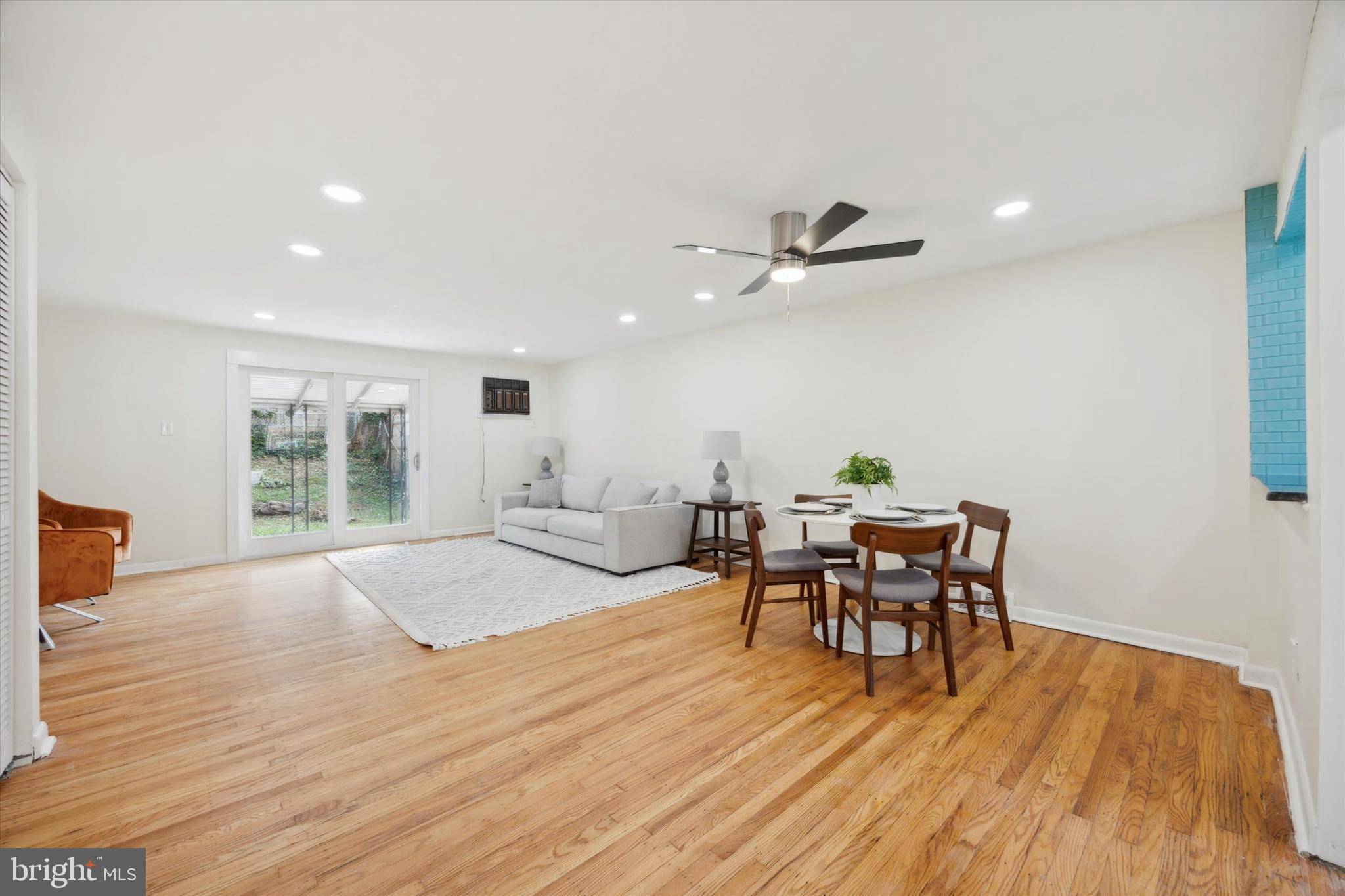 Folcroft, PA 19032,2033 VALLEY VIEW DR