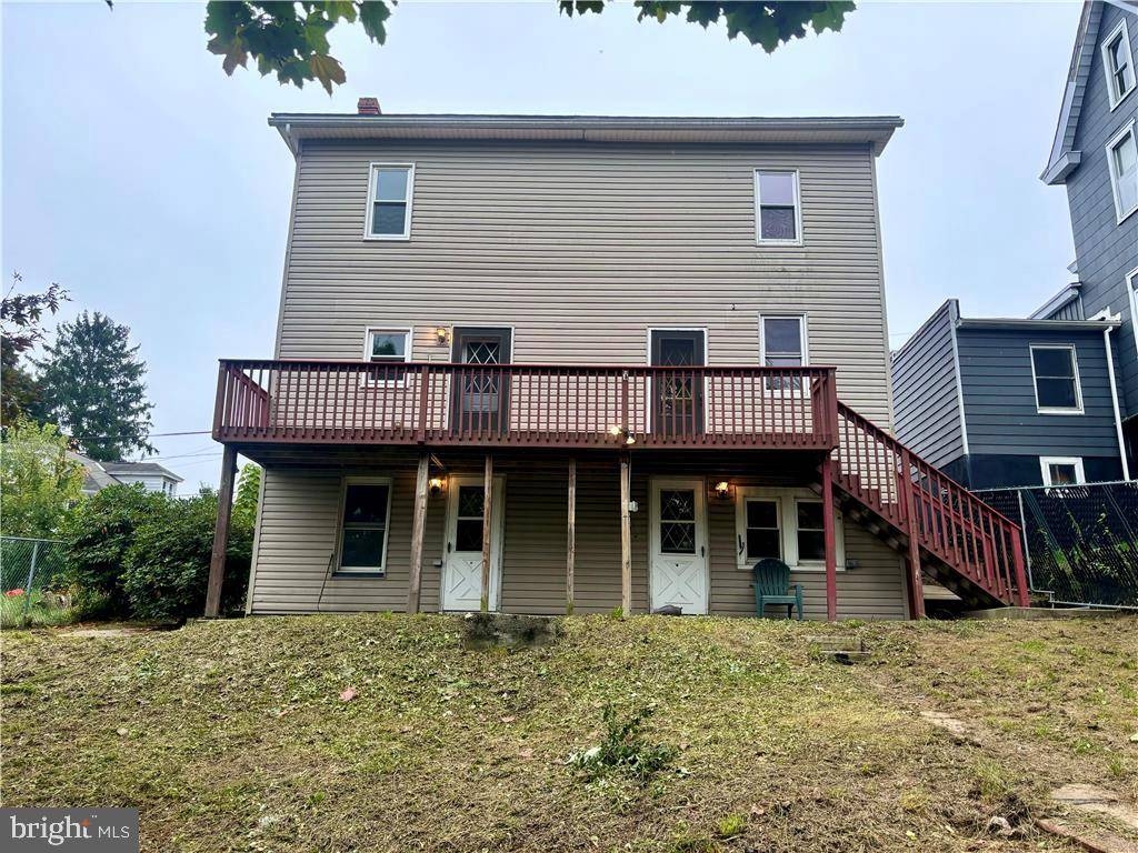 Coaldale, PA 18218,121 E RIDGE ST