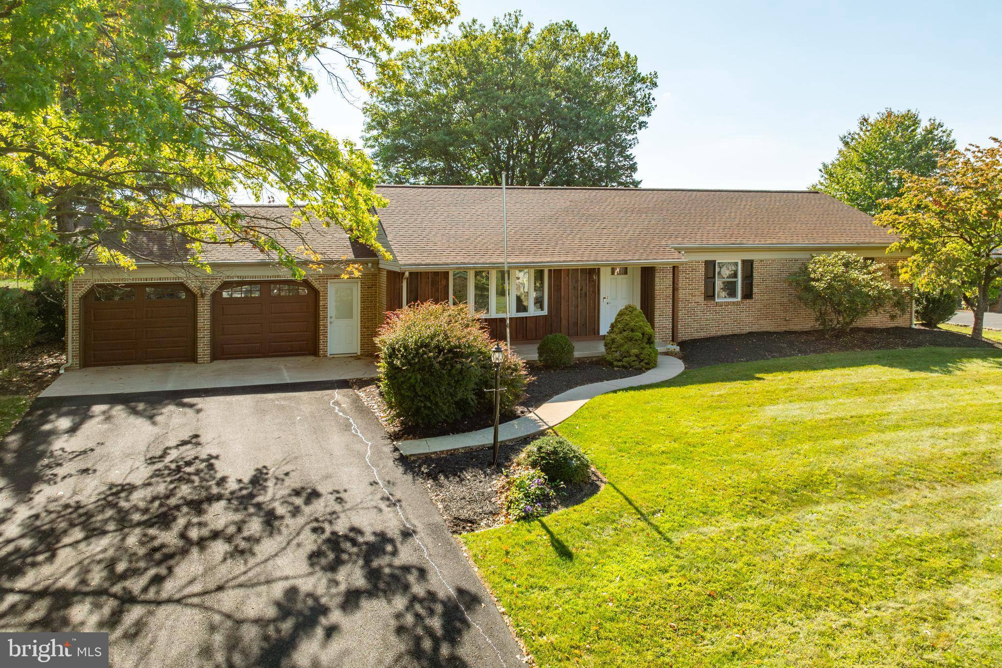 New Holland, PA 17557,430 GLEN MAR AVE