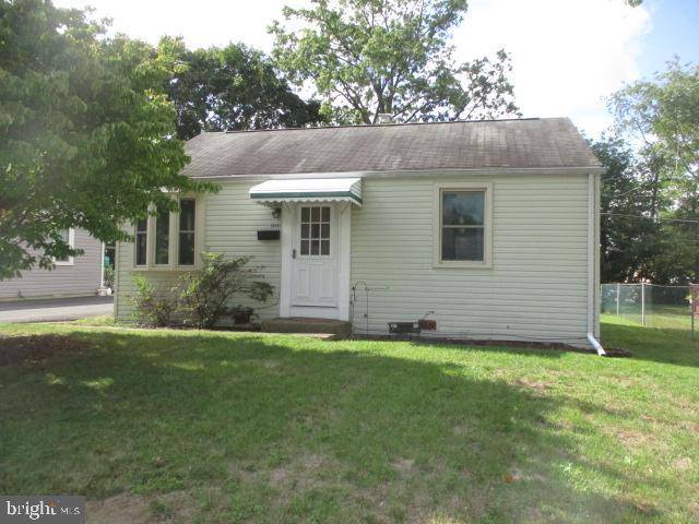 Norristown, PA 19403,1428 JAMES W